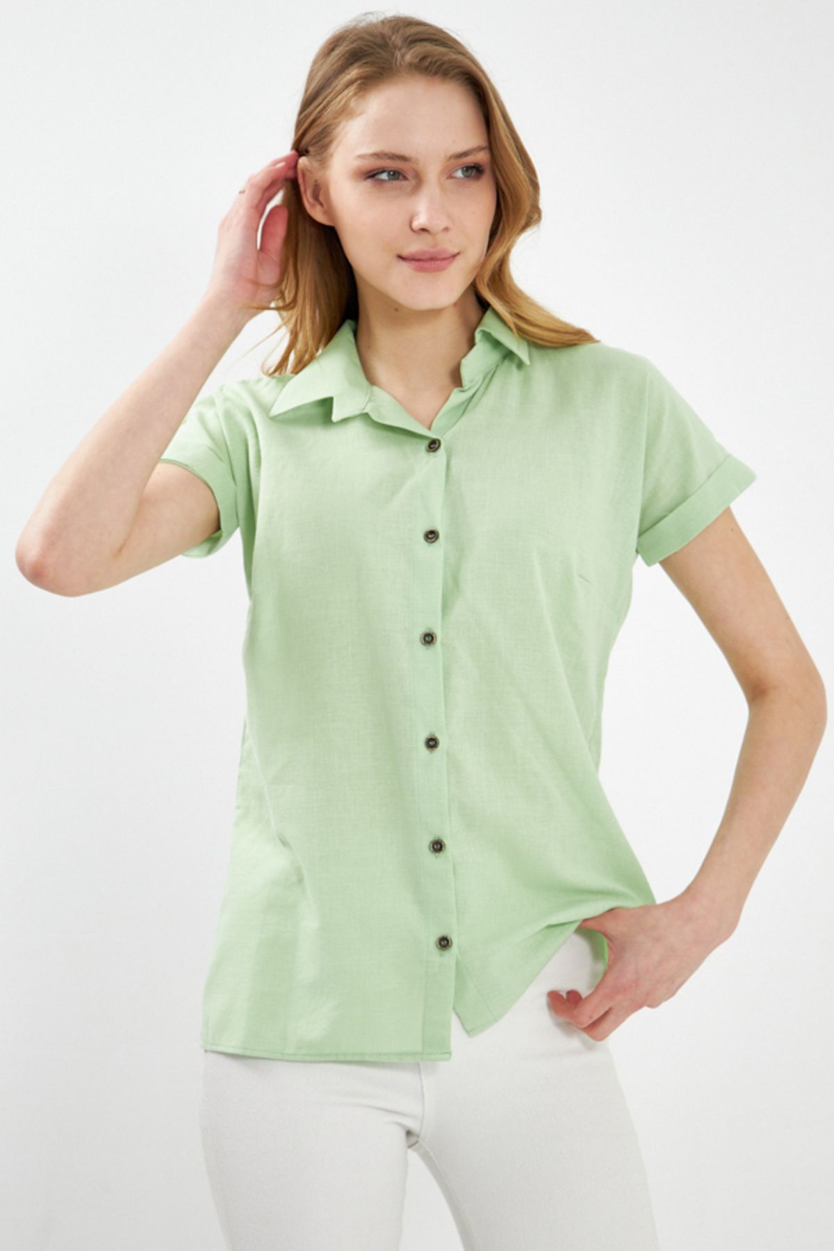 Woman Light Green Short Sleeve Linen Shirt ARM-24Y001038