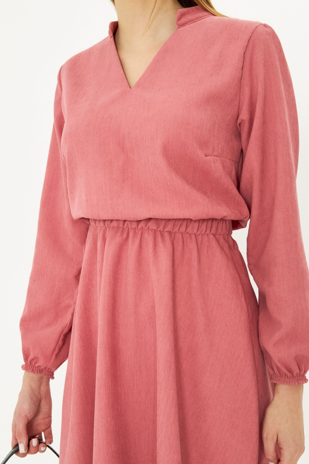WOMEN'S ROSE DRIVERS VADIA V-Yaka Waist Thin Fine Wick With Tire Red Clash Dress ARM-25K001049