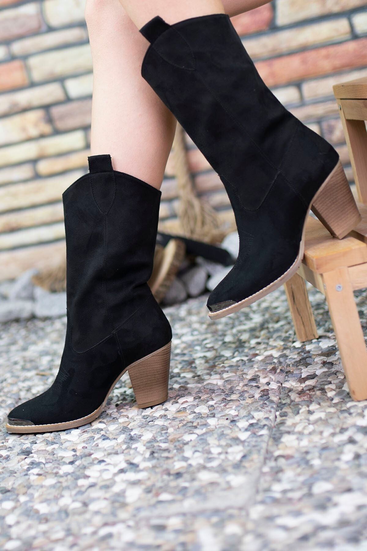 Suede black woman boot 0012301