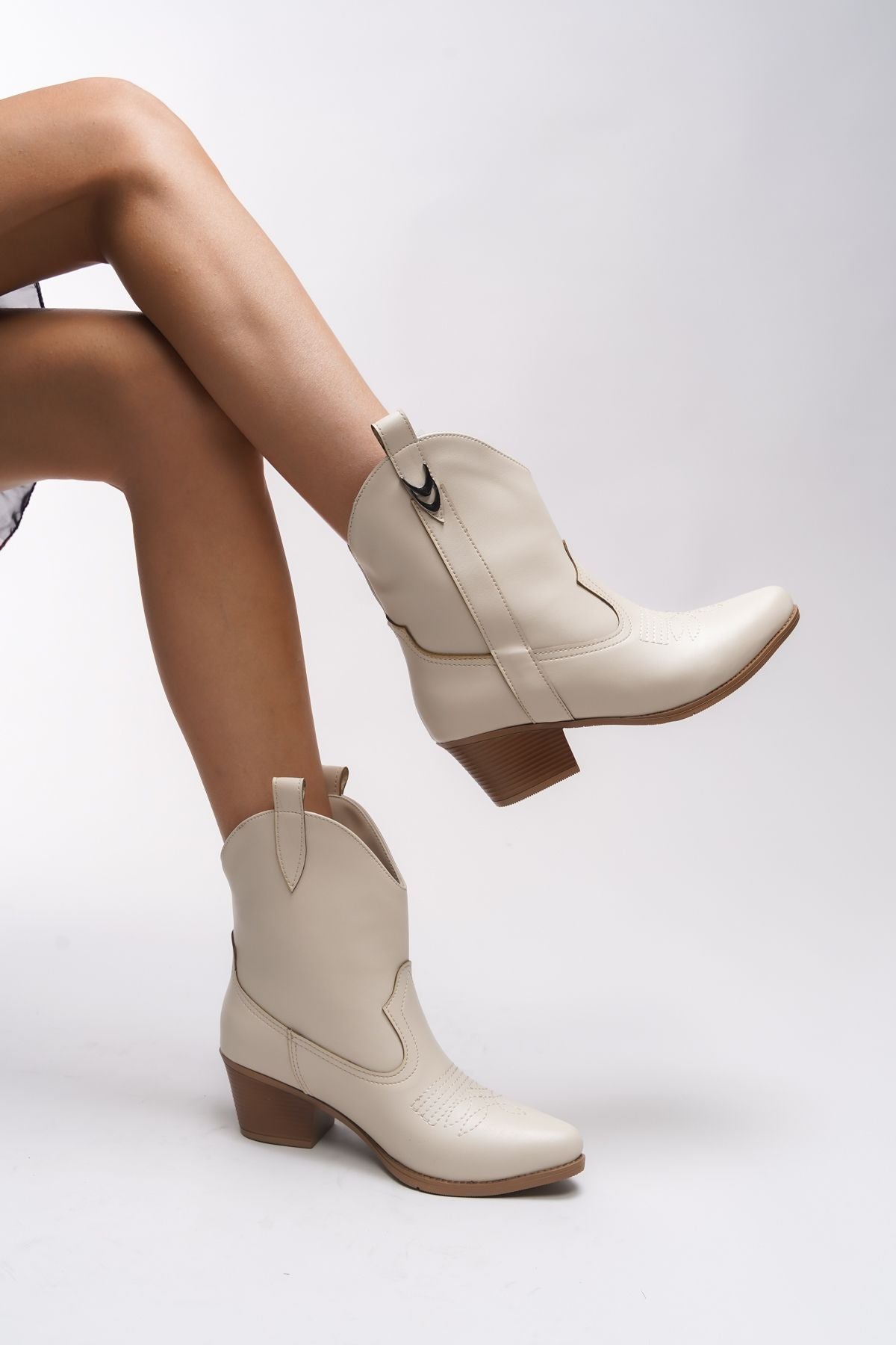 Nioverra Woman Western Bot 0012722 Beige Skin