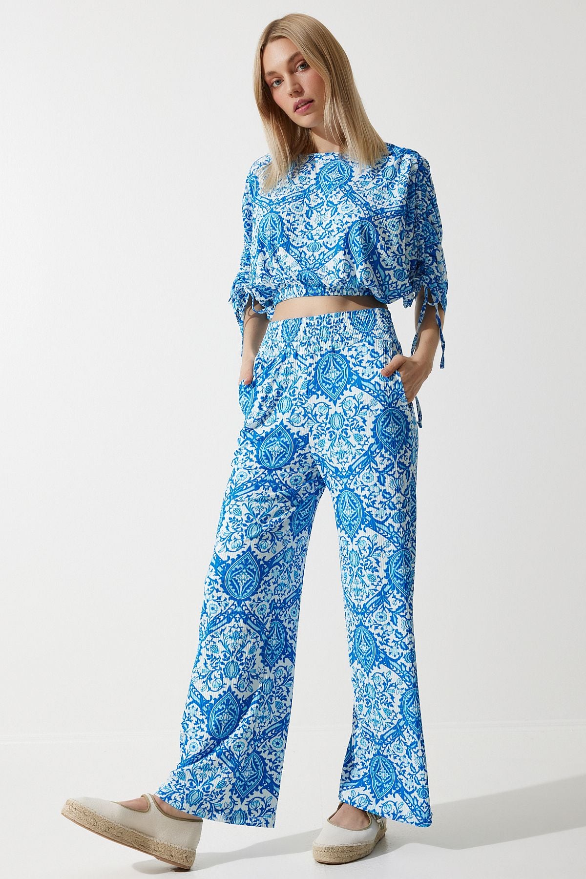 Women's Blue White Patterned Blouse Palazzo Knitting Set MC00264