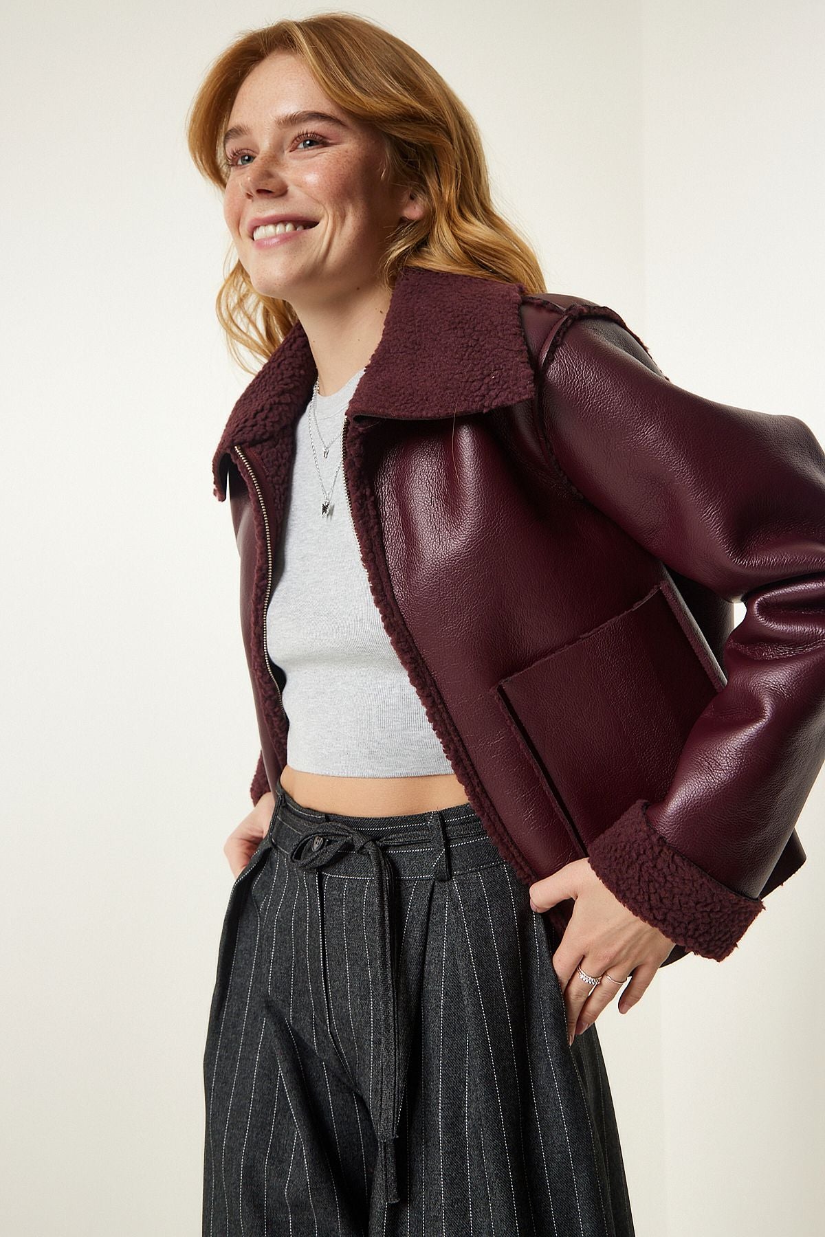 Women's Fur Fur Yaka Wide Pocket Artificial Leather Jacket TP00027
