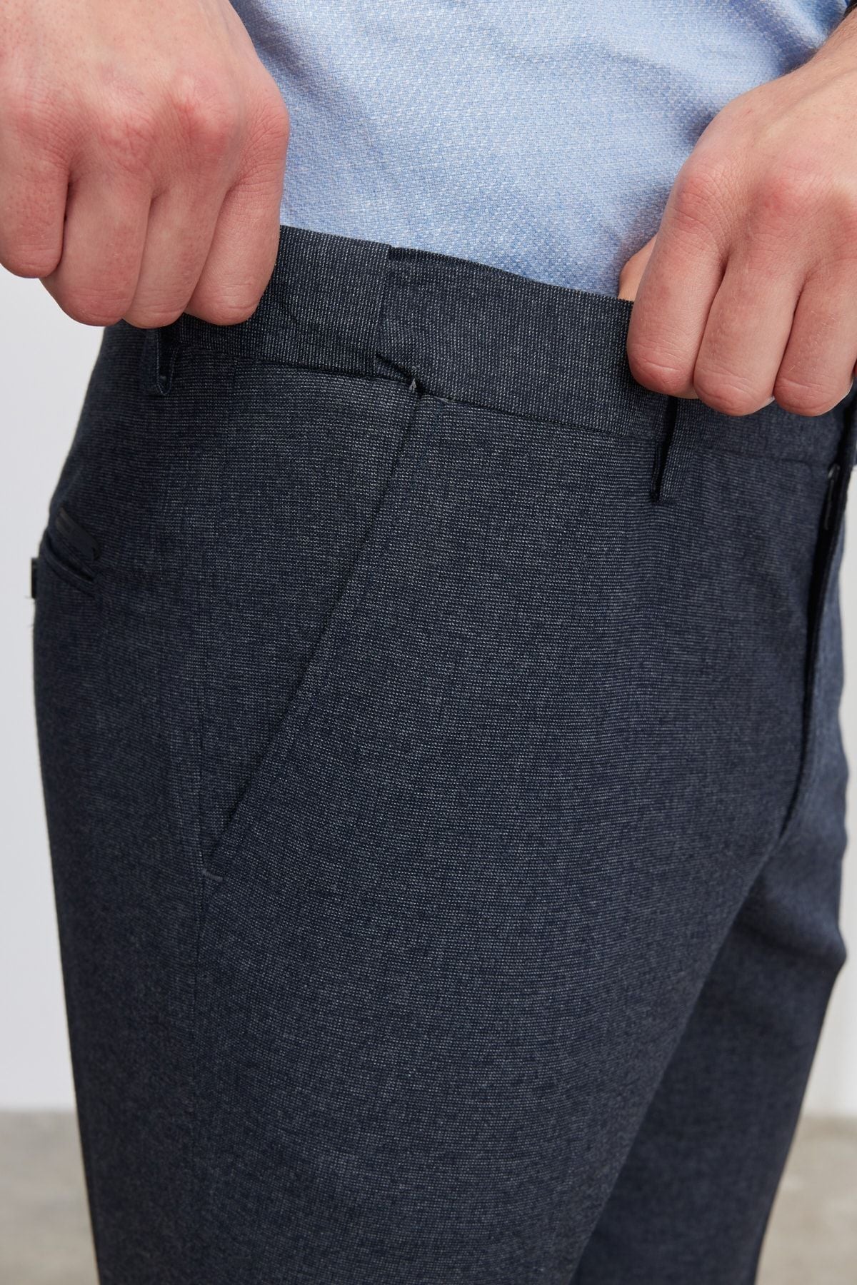 Men's navy blue slim fit narrow cutting side pocket waist waist rubber patterned pants