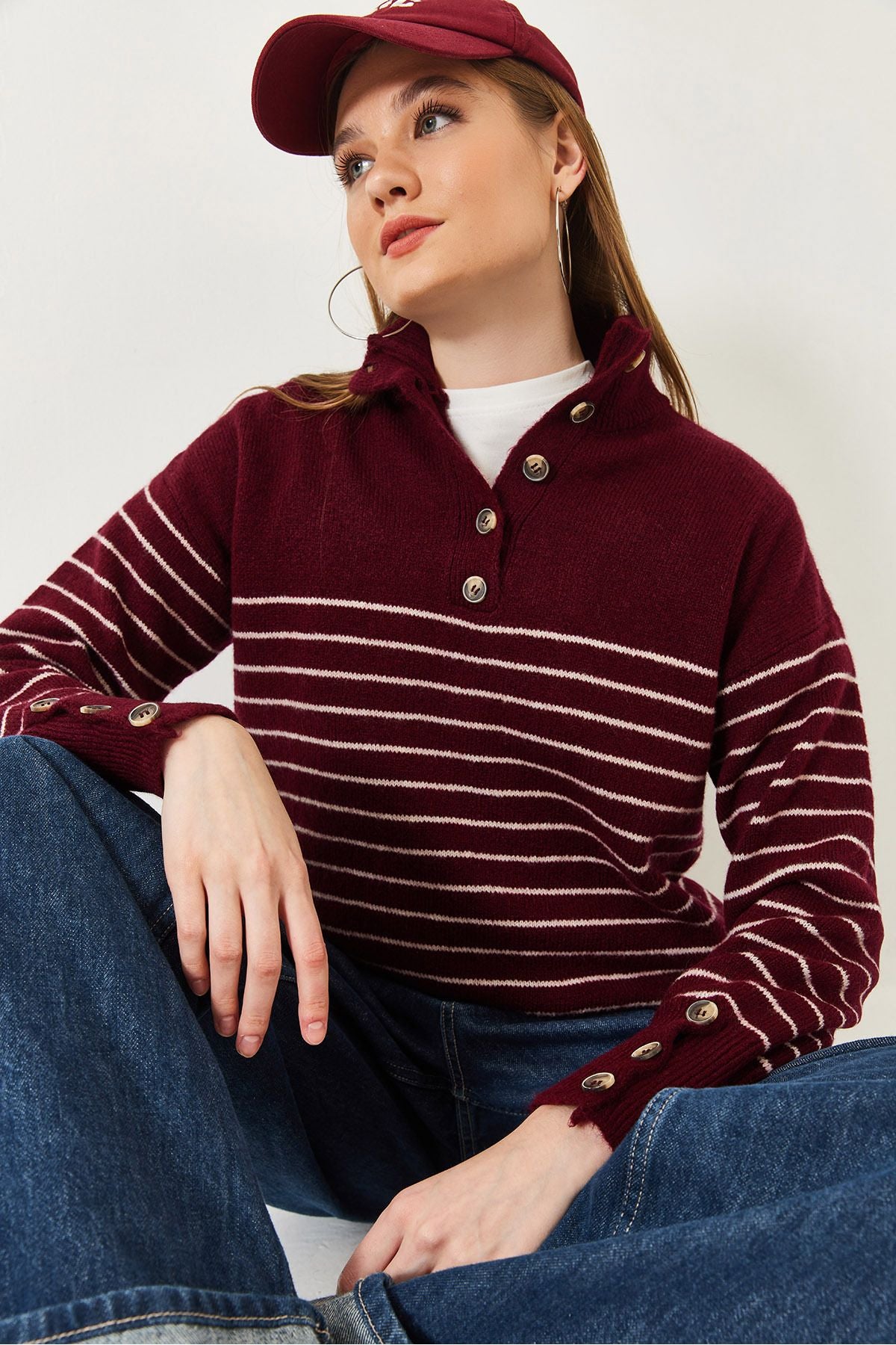 Female arm button Eggs Knitwear Sweater 20247584
