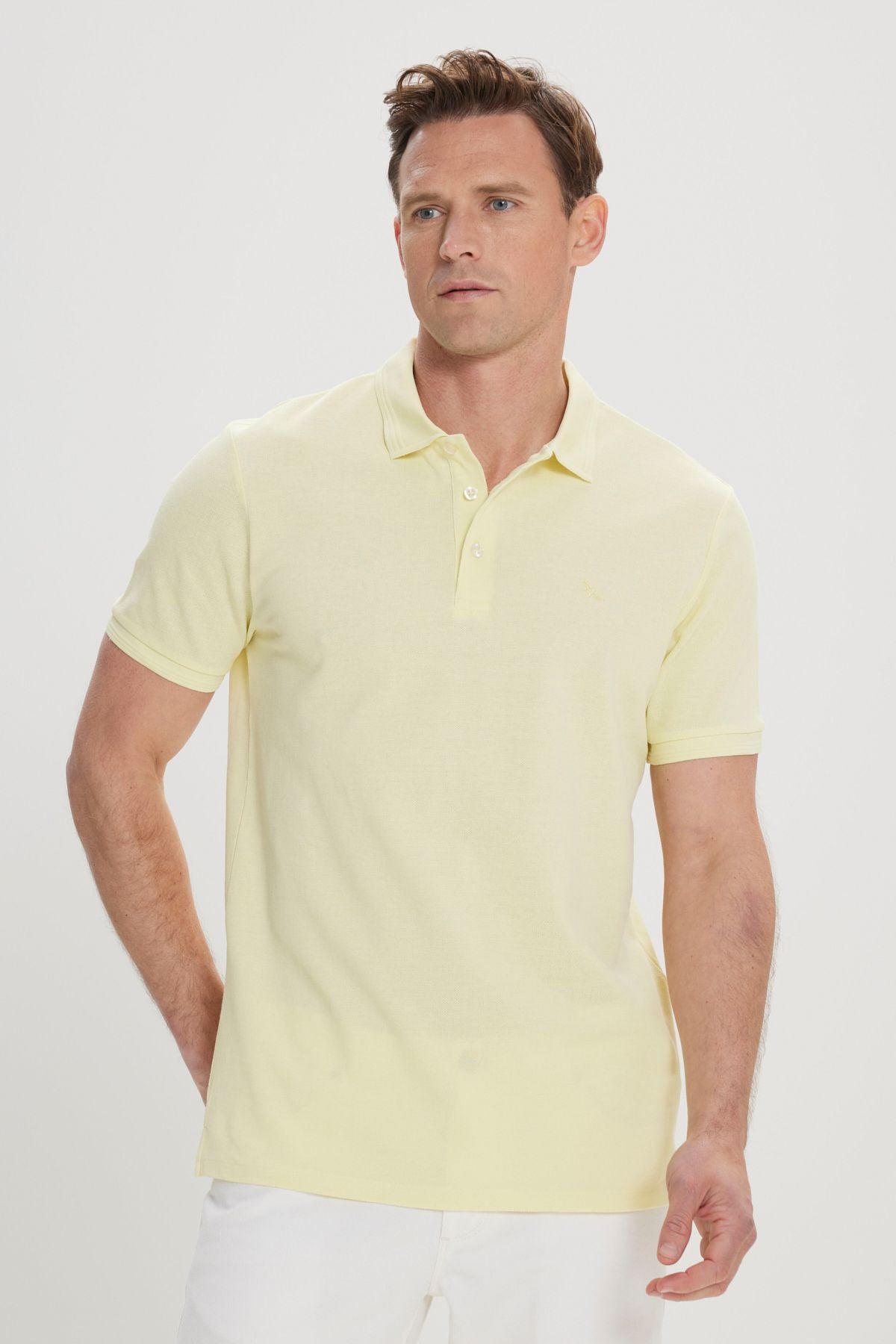 Men's yellow slim fit narrow cut polo collar 100 %cotton short sleeve t -shirt