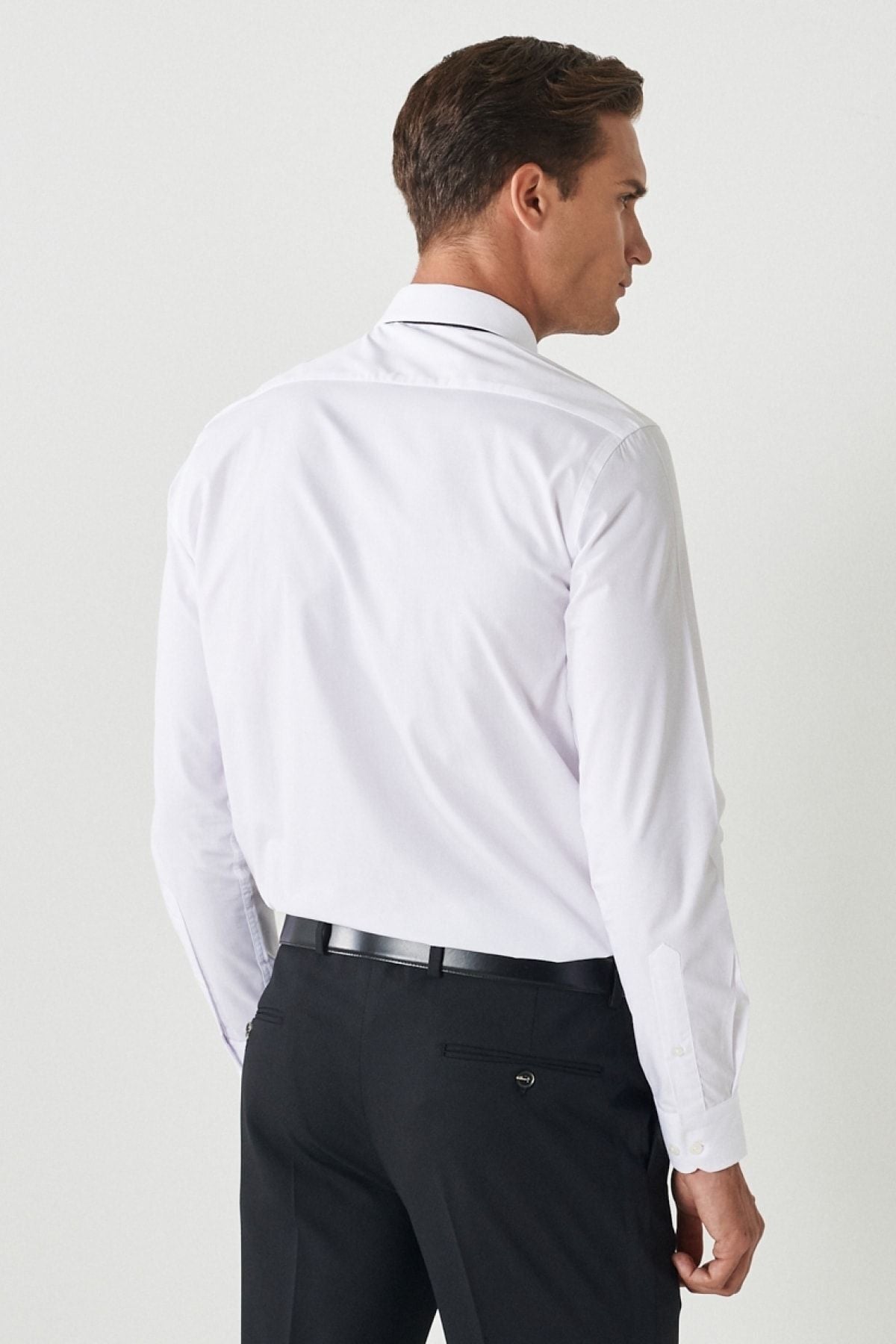 Men's White Tailorered Slim Fit Narrow Cut Shirt