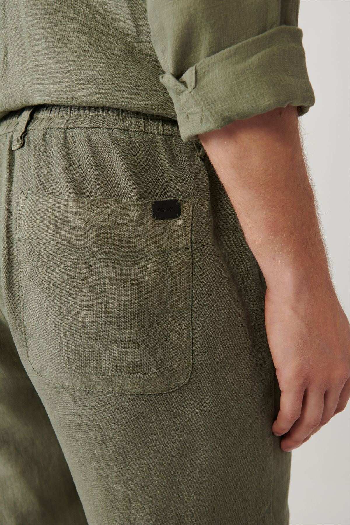 Male Khaki Waist Tire 100 %Keten Assos Short A41y3710