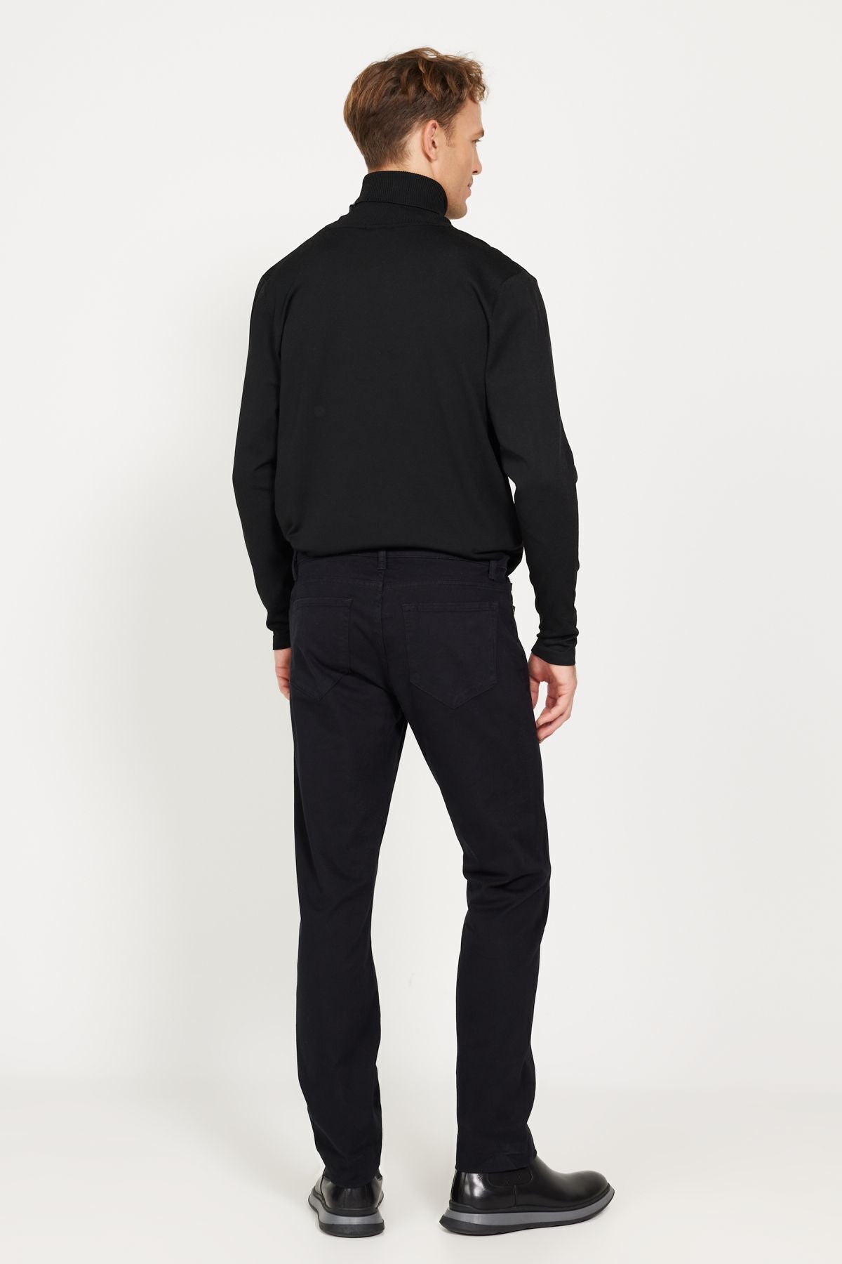Men's black slim fit narrow cut 5 pocket cotton flexible pants
