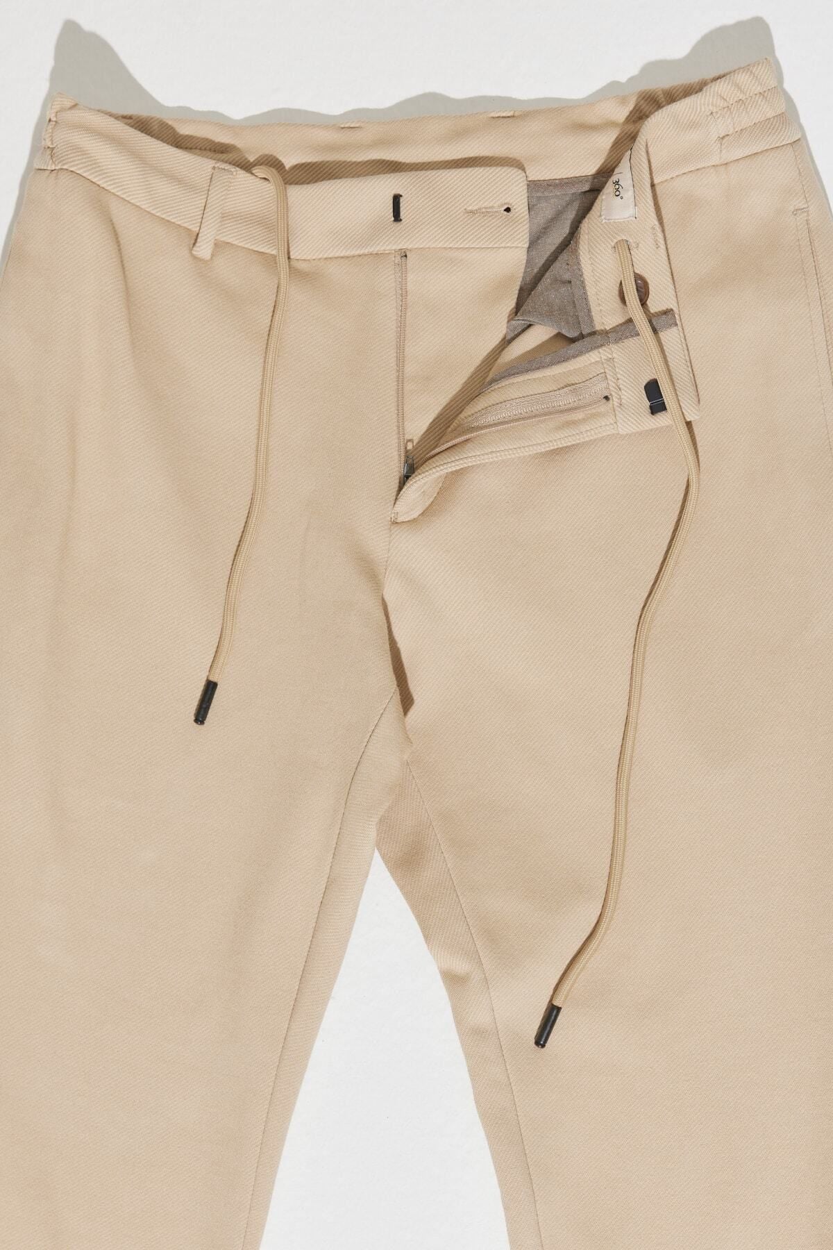 Men's Beige Slim fit narrow cut diagonal patterned flexible waist tied jogger pants