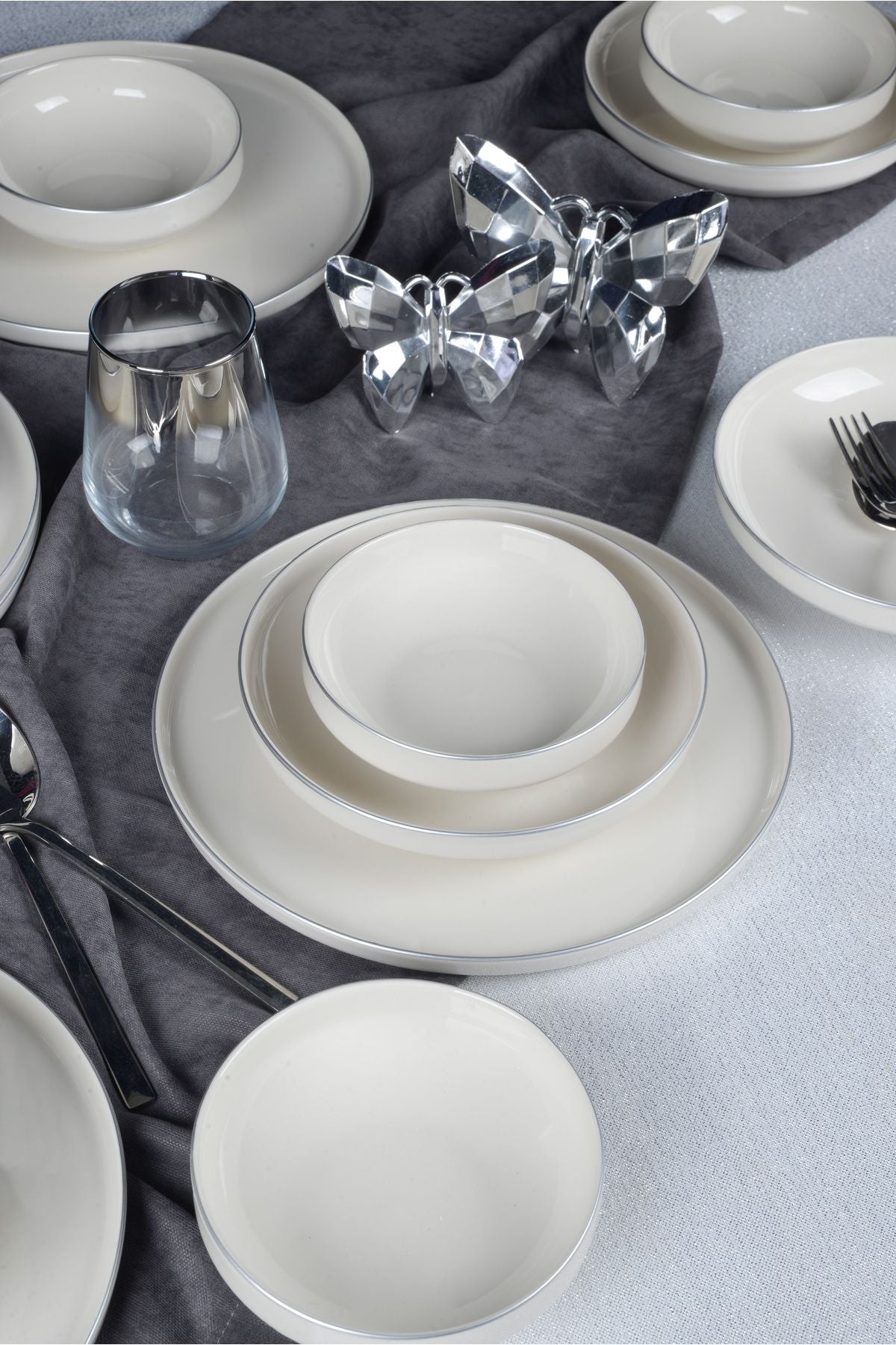 Dream Platinum Yaldız 18 Piece 6 Person Porcelain Dinner Set Broken White