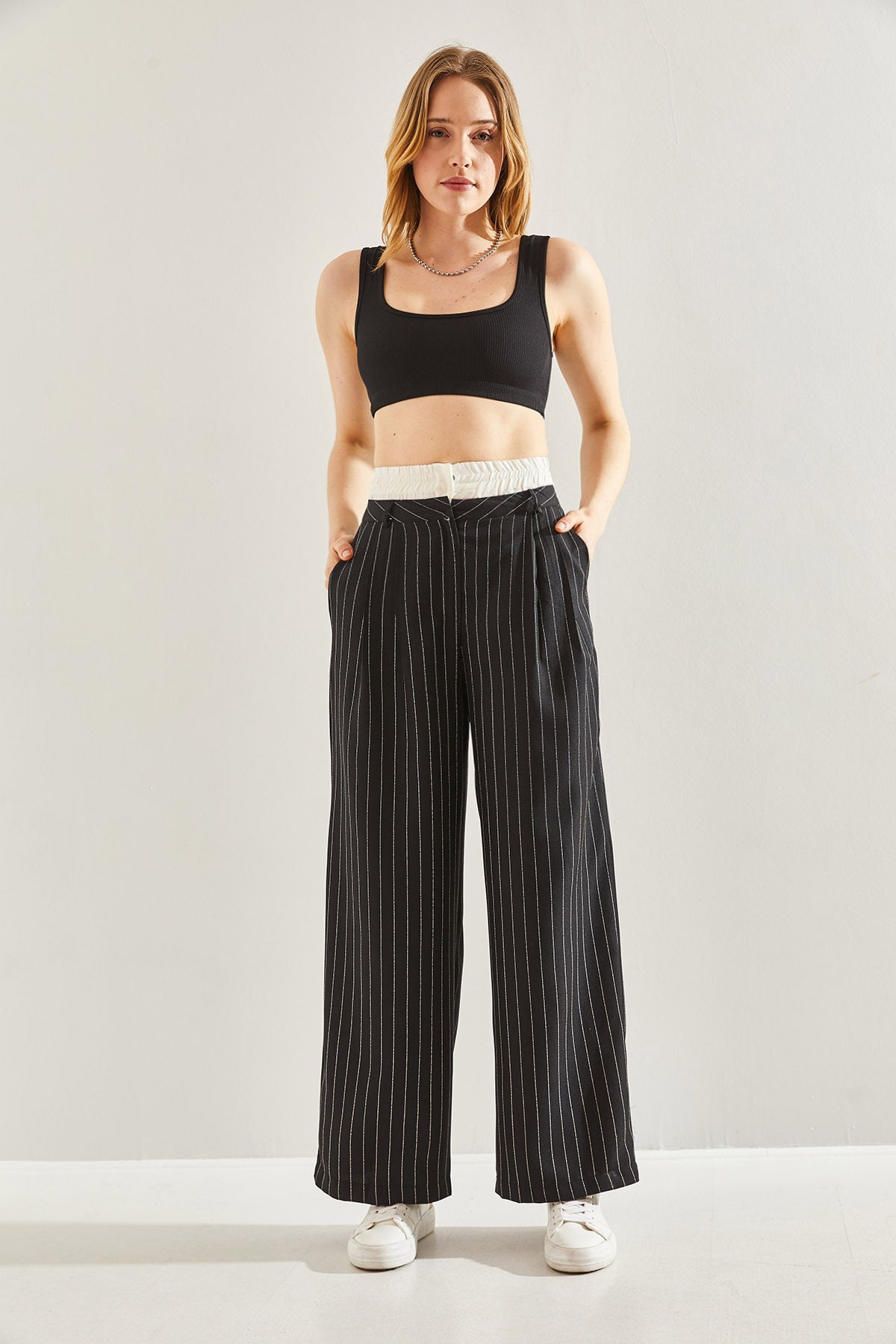 Women's Contrast Waist Detailed Striped Woven Trousers 60241010