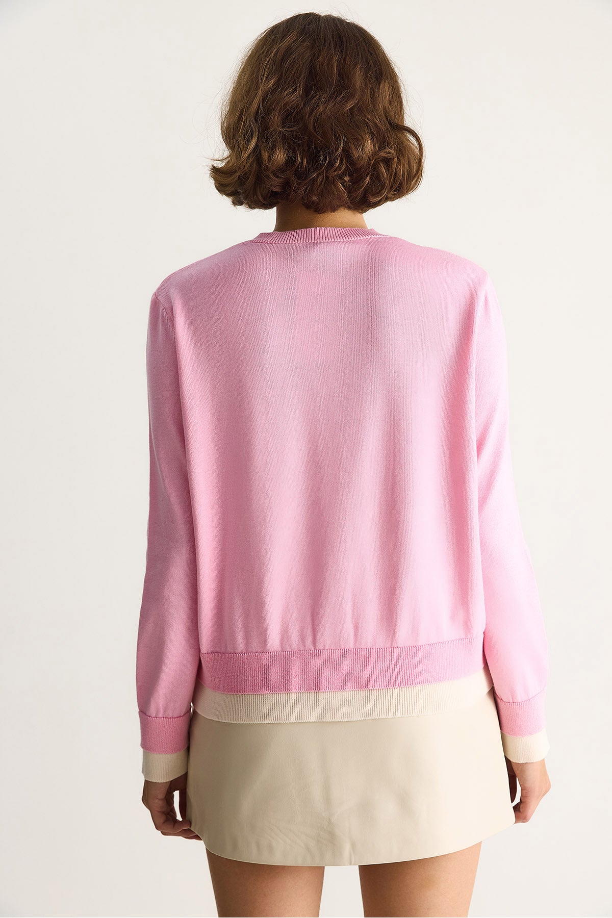 Women's Contrast Colored Crew Neck Button-Front Cardigan TH251035 60283540