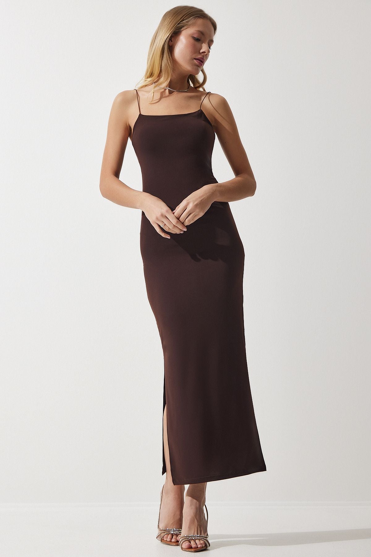 Woman Brown Rope Slugged Sandy dress with slit strap dz00114