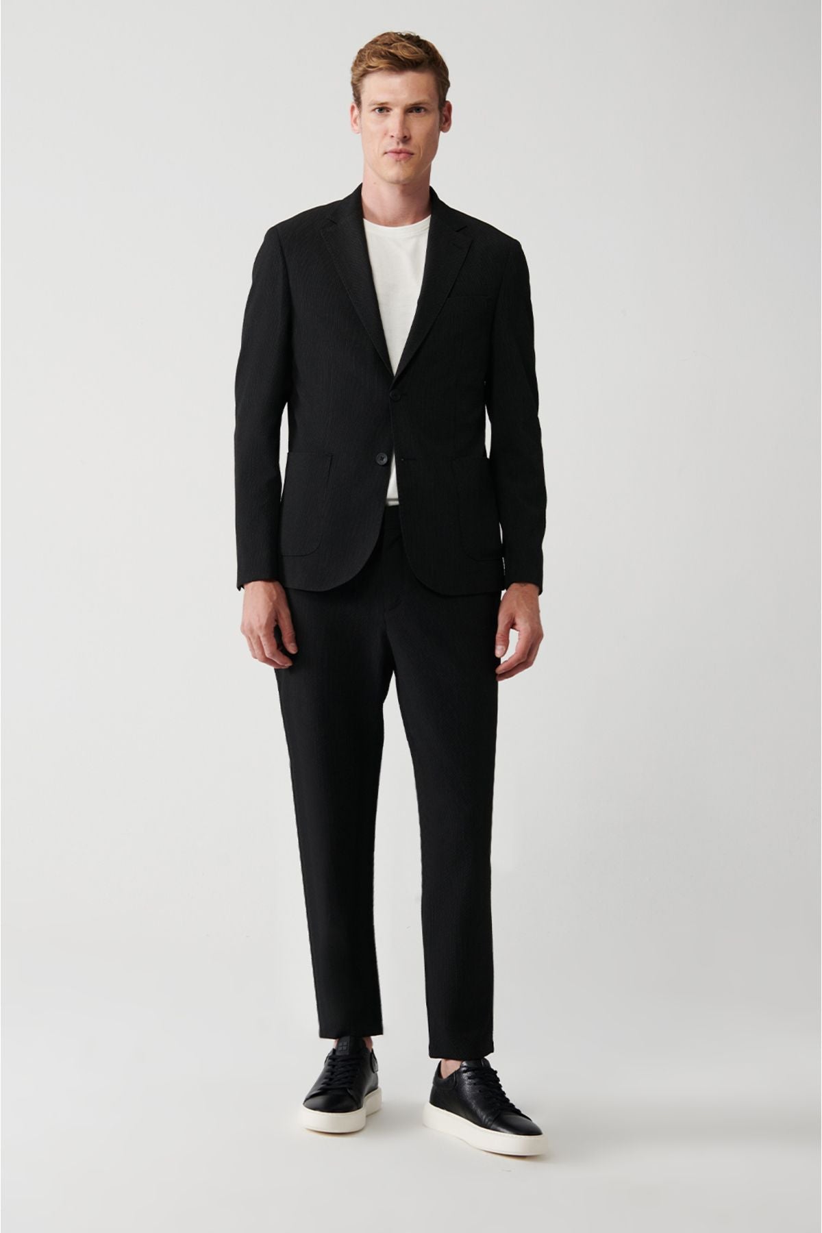 Men's Black Waophre textured dual slit jacket A31y4028