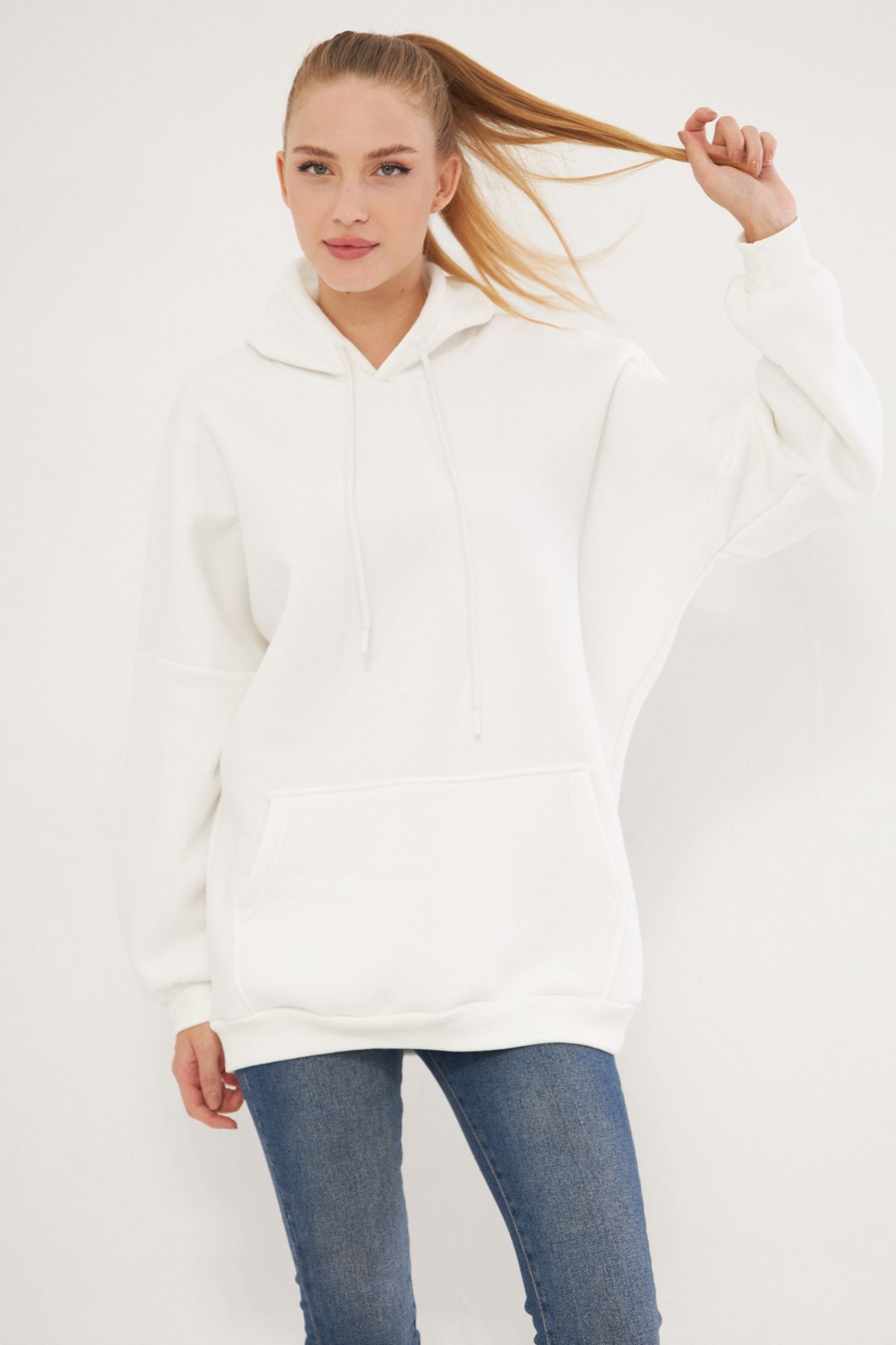 WOMEN WHITE HAPPENED INTERIOR SHARGY POCKET SWEATSHIRT ARM-25K001045