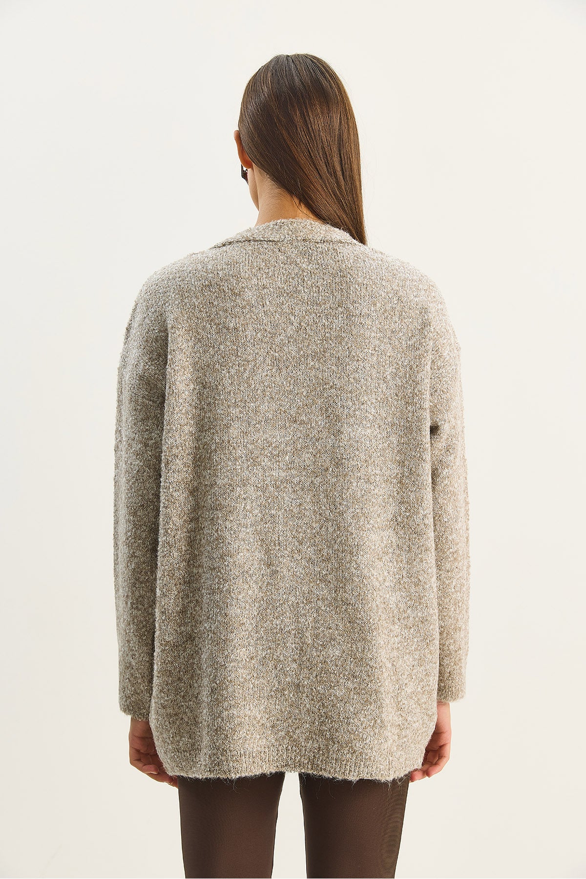 Women's V-Neck Oversize Boucle Carmen Knitwear Cardigan 2433 60283679