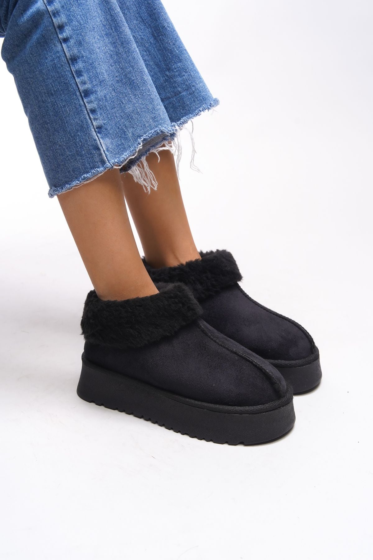 Lolath Female High -Based Fur Casual Bot 0012203 Black