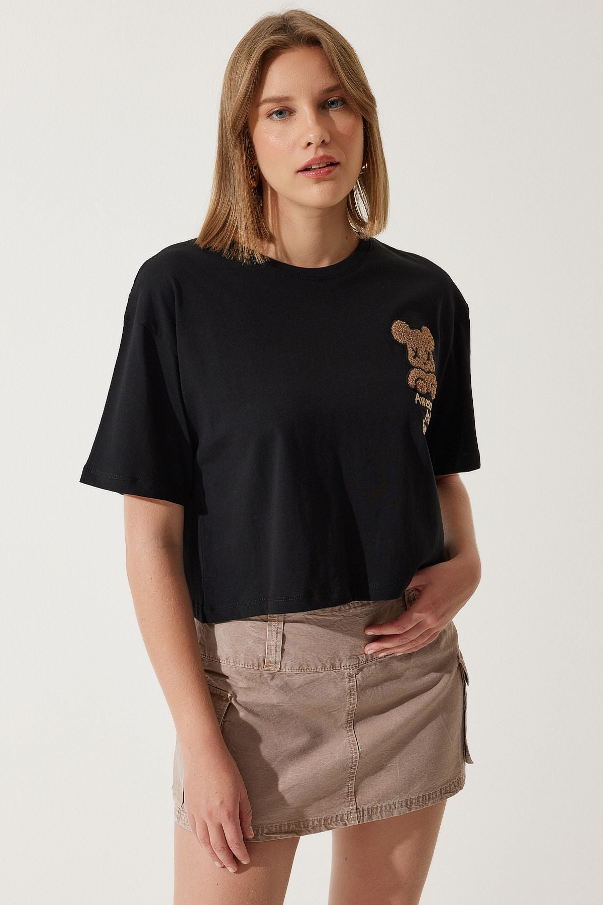WOMEN BLACK TENIC CALL CROP knitting T-shirt HF00455