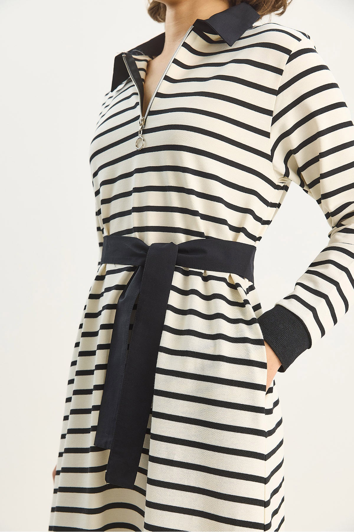 Women's Belted Pocket Detailed Striped Long Basic Dress with Zipper Collar 8514 60283659