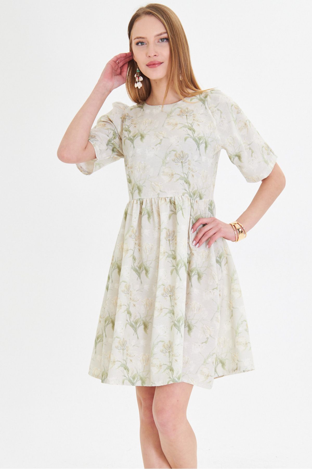 Female Beige Zero Back Back Zipper Watermelon Waist Waist Shirred Dress ARM-25Y001009