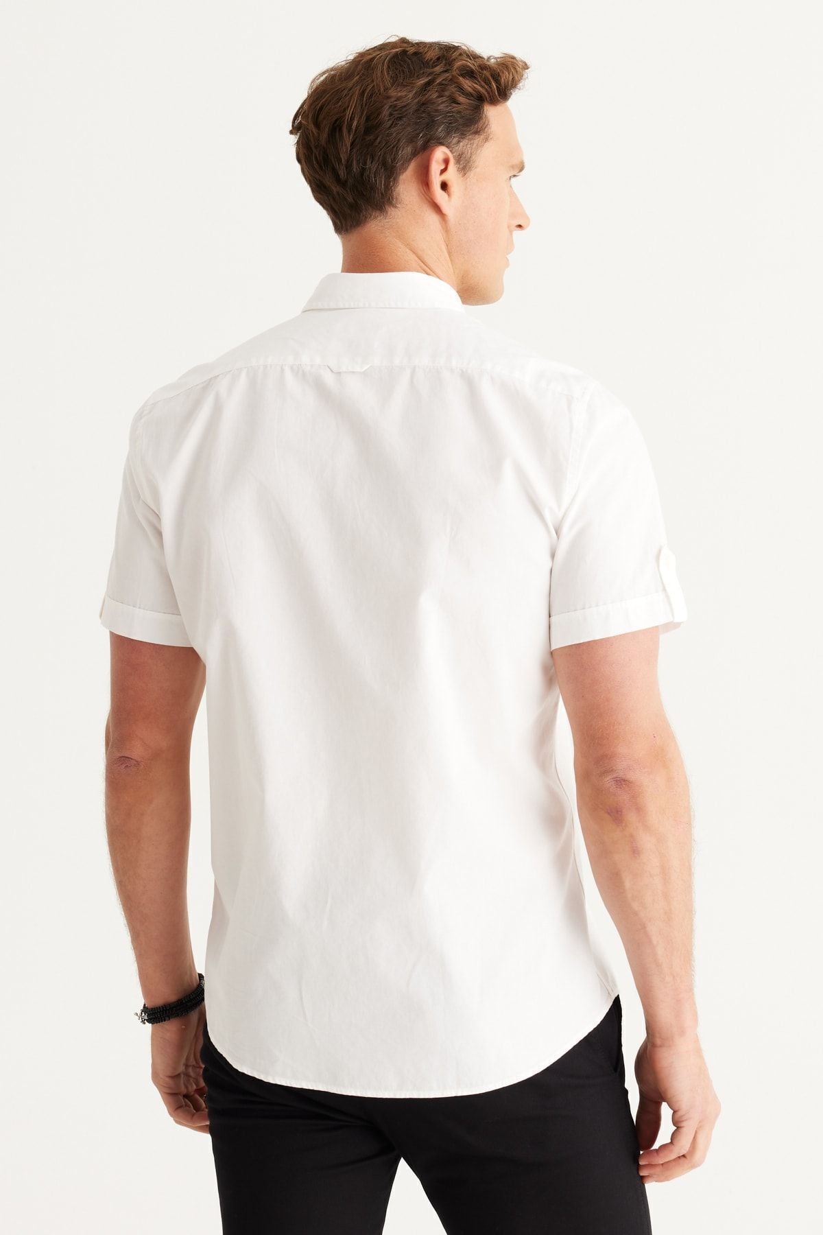 Men's white linen slim fit narrow cut buttoned collar shirt