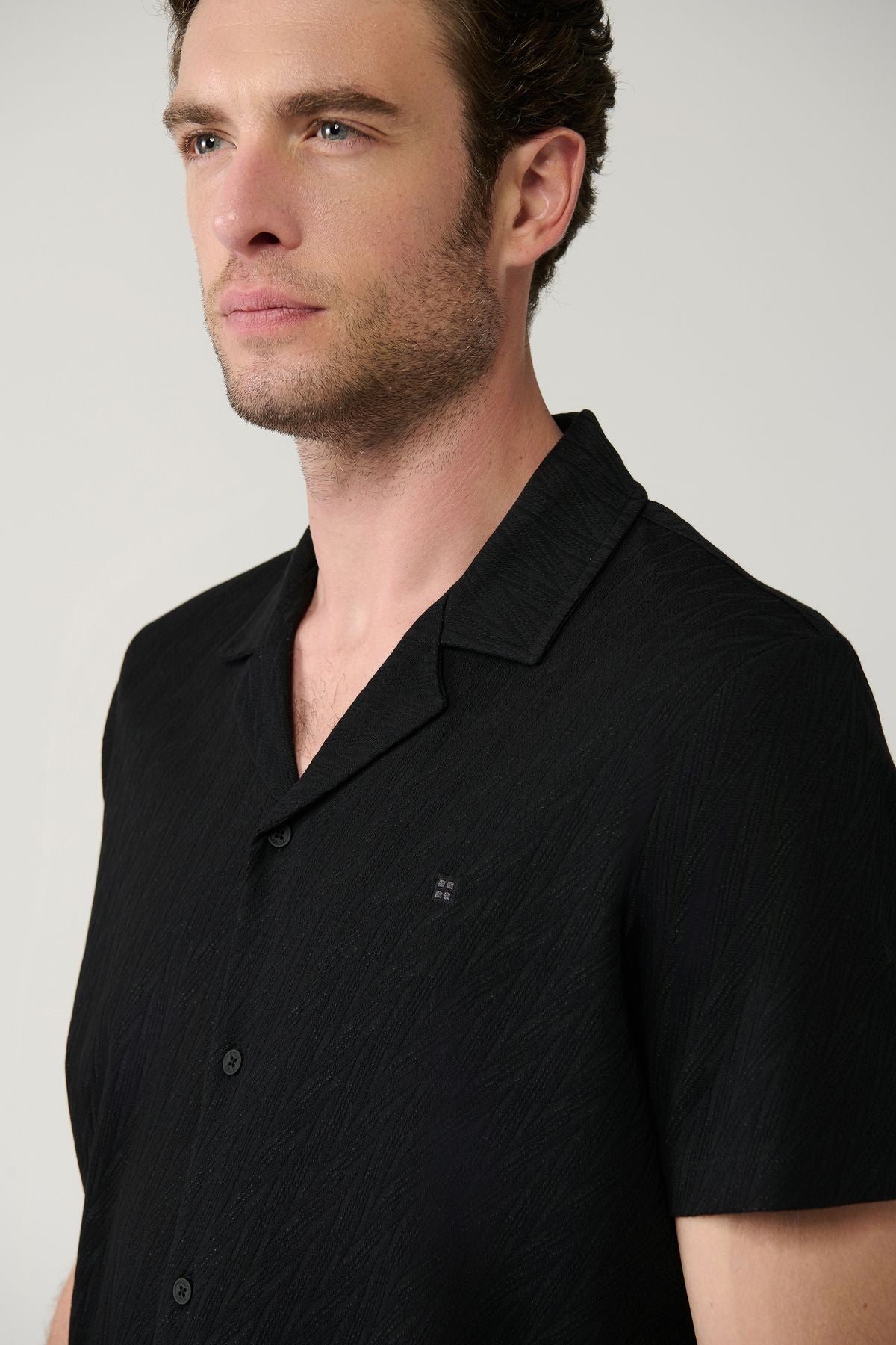 Men's Black Apace Neck Jacquard Shirt A41y2215