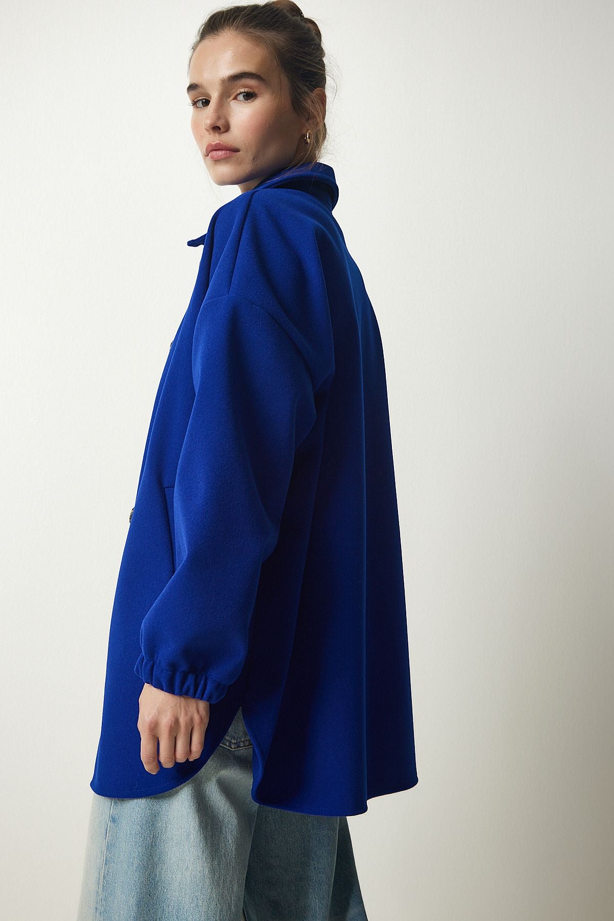 Woman Cobalt Blue Button Pocket Oversize Shirt Jacket DD01263