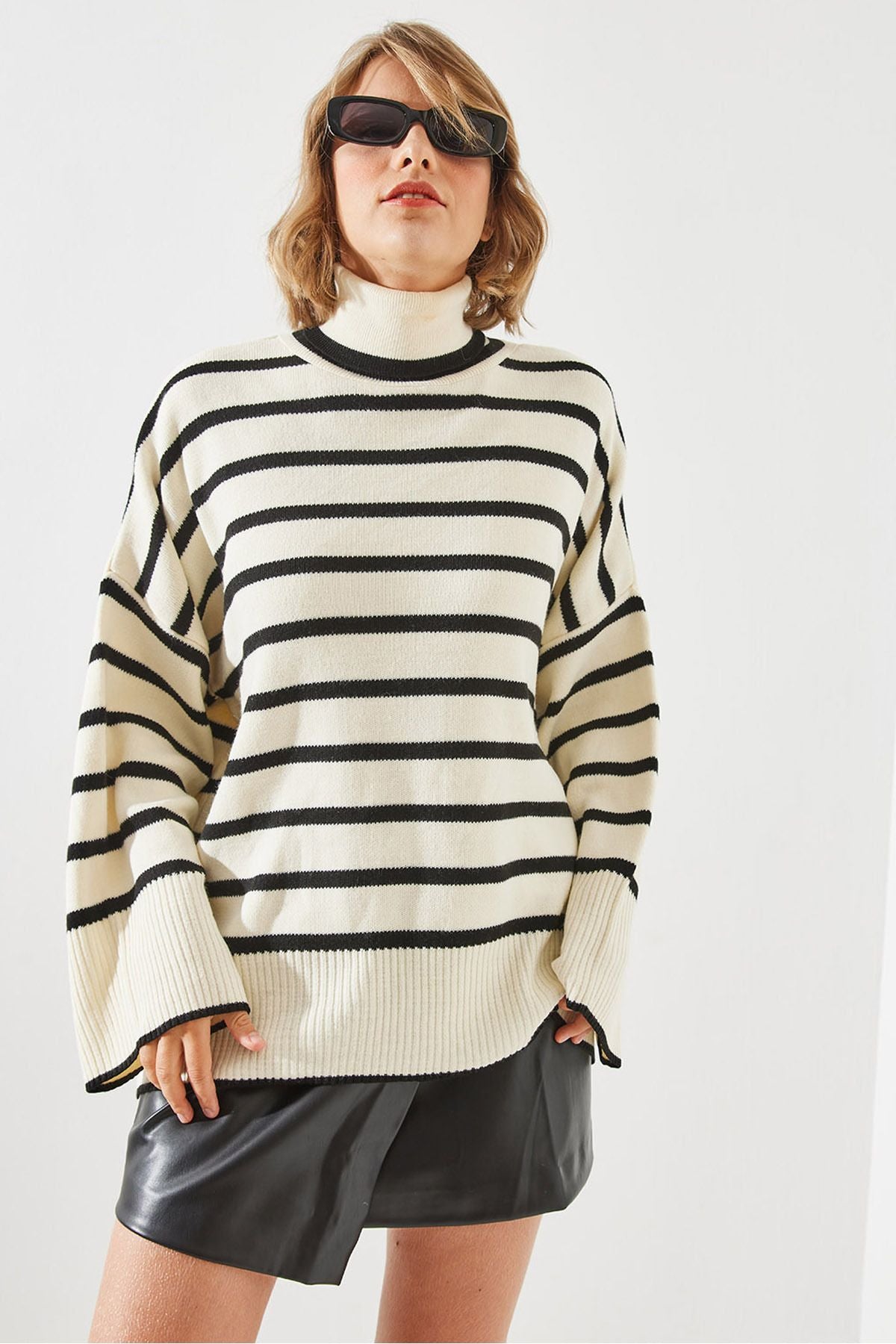 WOMEN'S striped turtleneck knitwear sweater 20221002
