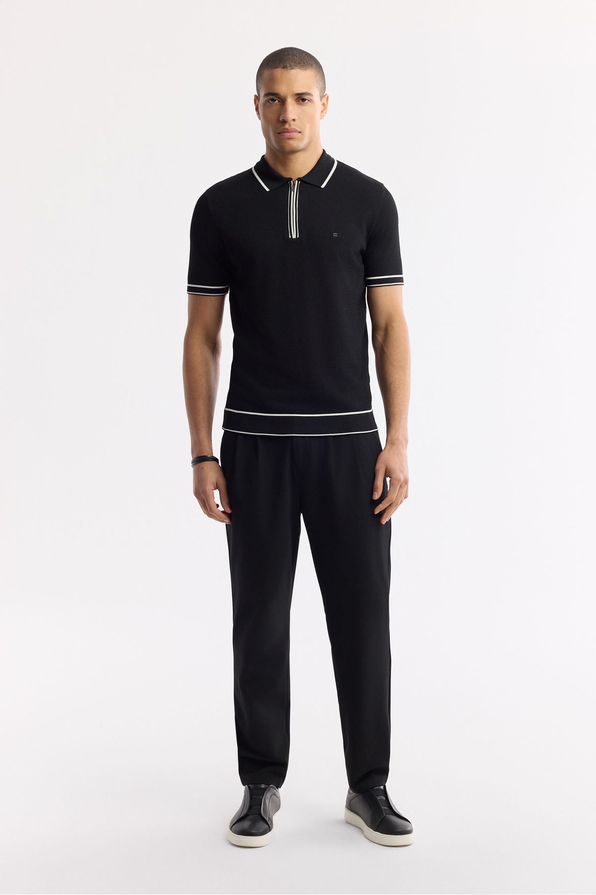 Men's black zipper polo collar textured rayon knitwear T-shirt A51y5165