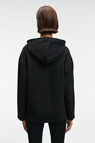 CAMELLIA Women's Front Embroidered Hem Slit Hooded Comfort Fit Black Sweatshirt