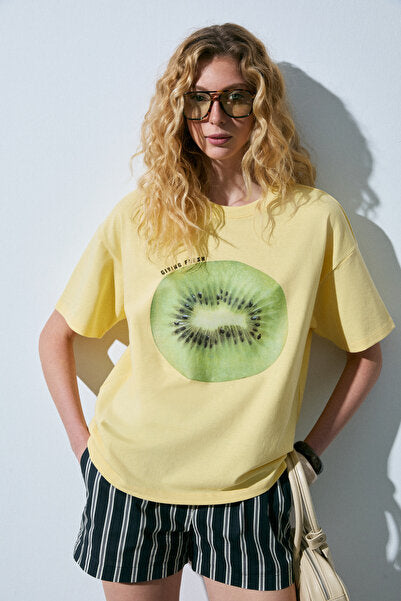 ASTERIVE Women's Organic Cotton Printed Crew Neck Oversized Yellow T-Shirt