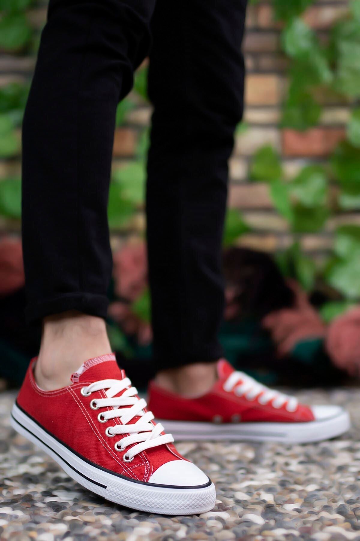 Unisex Red Sneaker 0012101