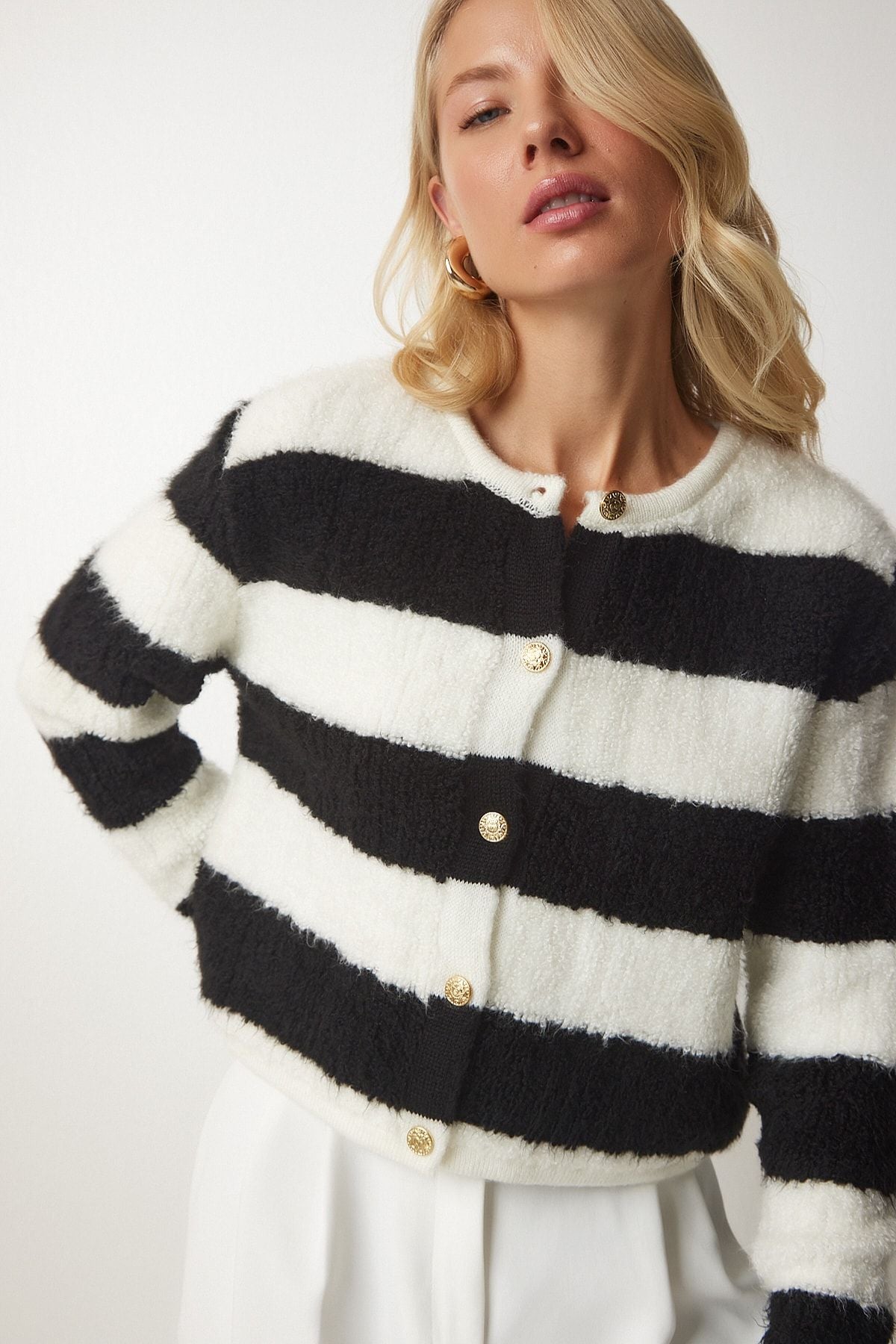 Woman Ecru black striped bouquet knitwear cardigan yy00158
