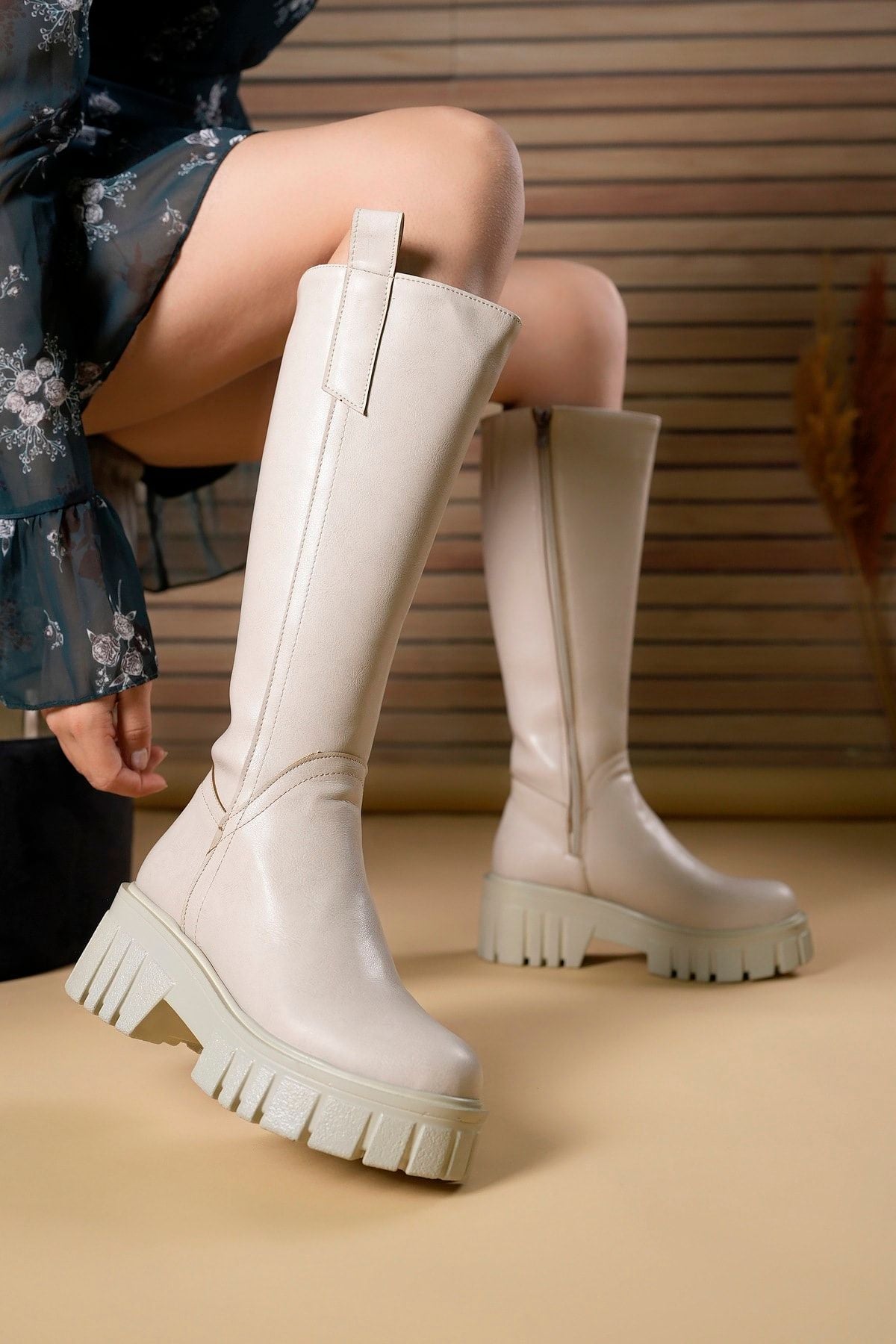 Women's Boots 0012340 Beige Skin