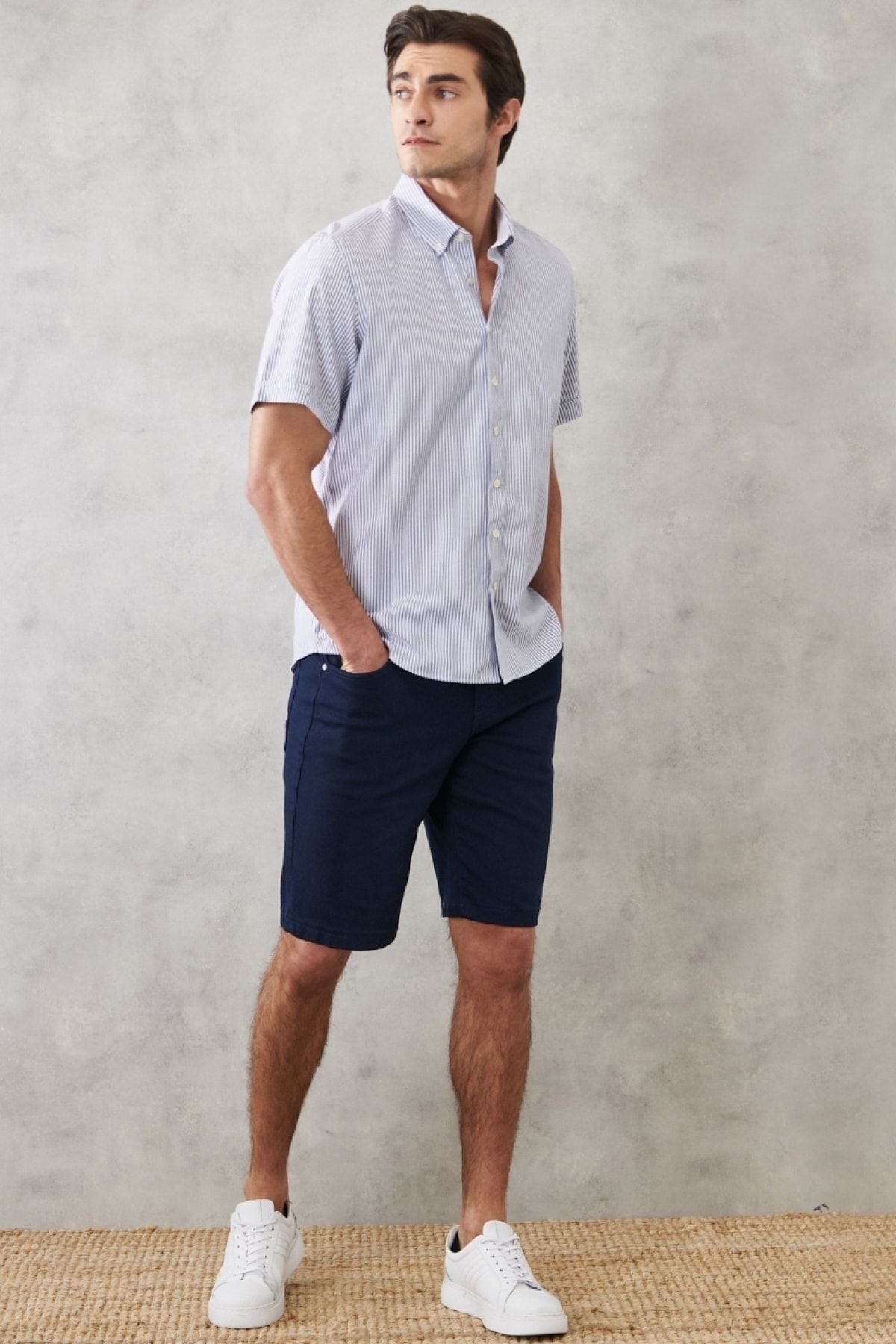 Men's white-lacivert slim fit narrow cut button buttoned shirt