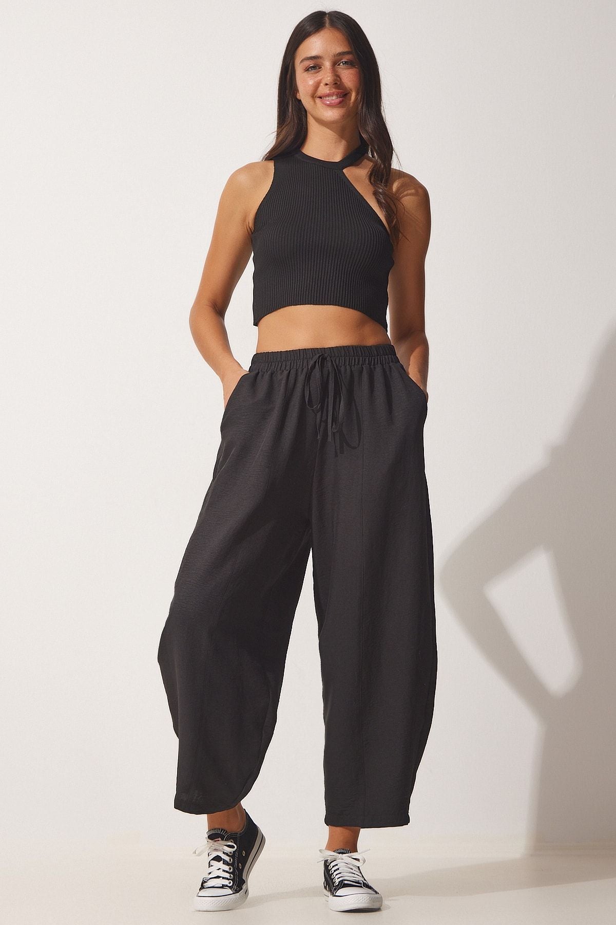 WOMEN'S BLACK POCKET AYROBİN SHALLAR Pants OH00046