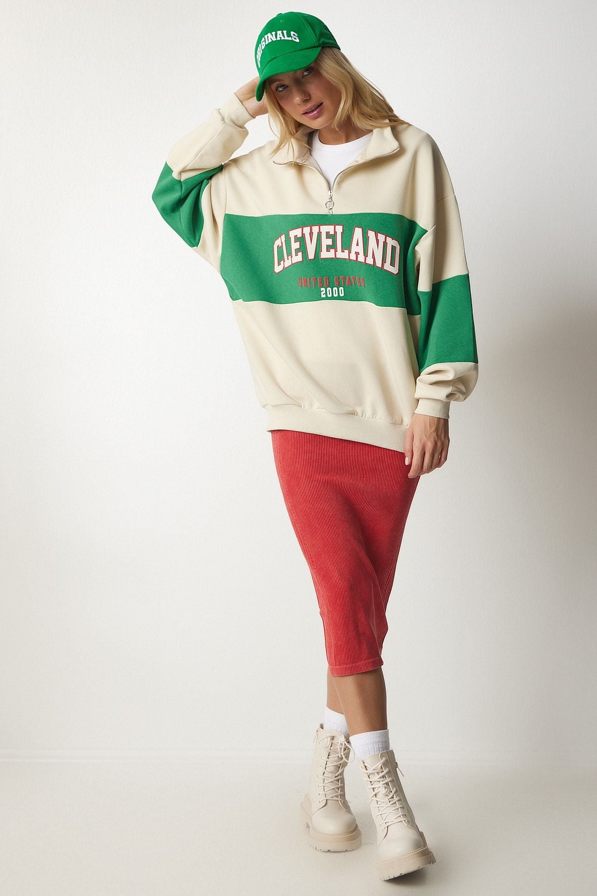 Women's Cream Green Block Color Printed Oversiz Sweatshirt HF00439