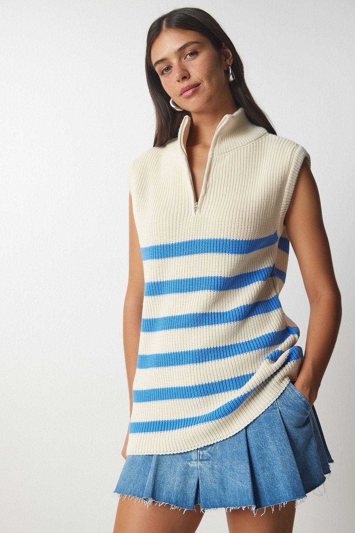 Women's Cream Blue Zippered collar striped sweater MX00123