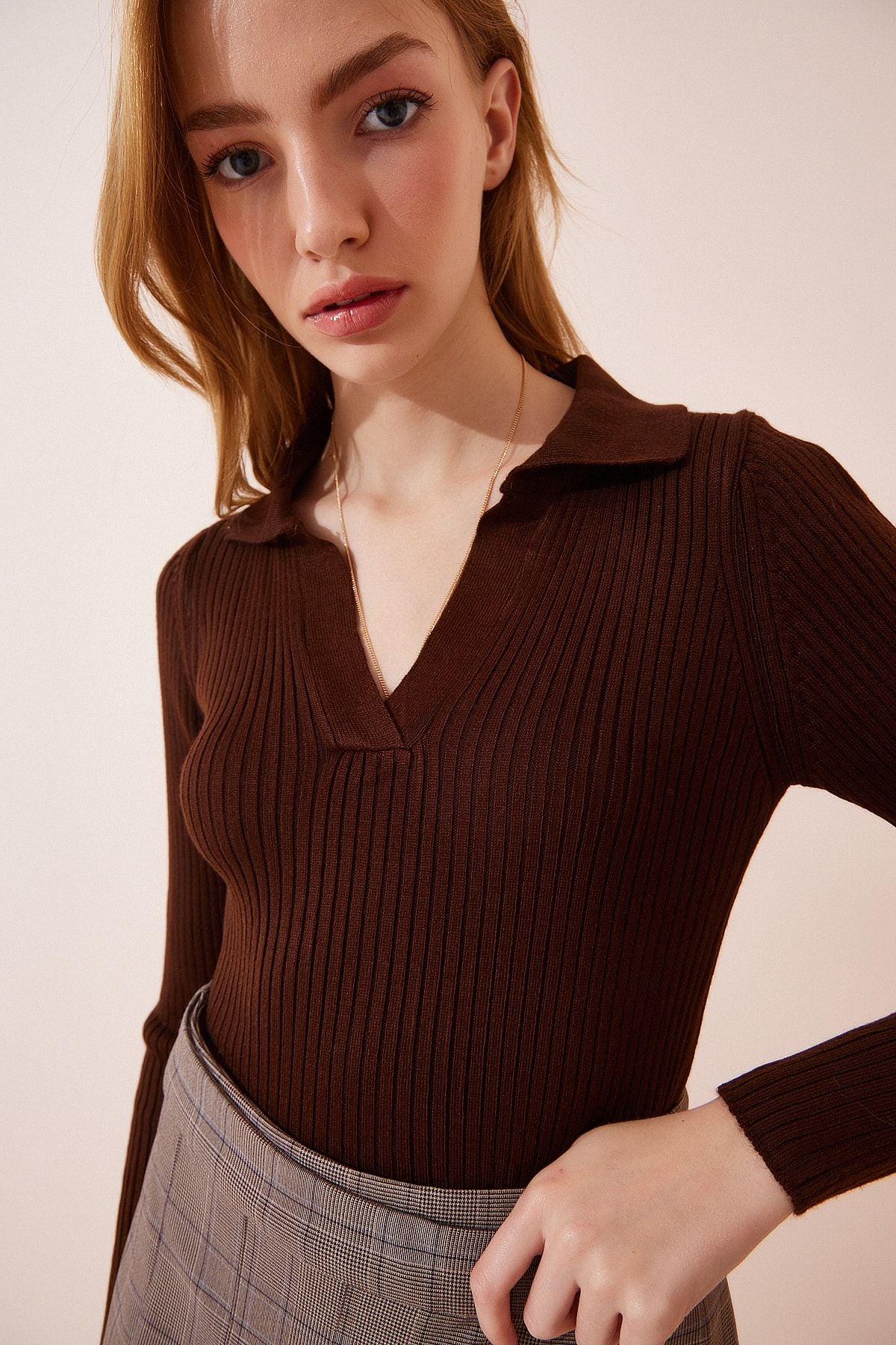 Woman Dark Brown Polo Yaka Various Crop Knitwear sweater VA00028