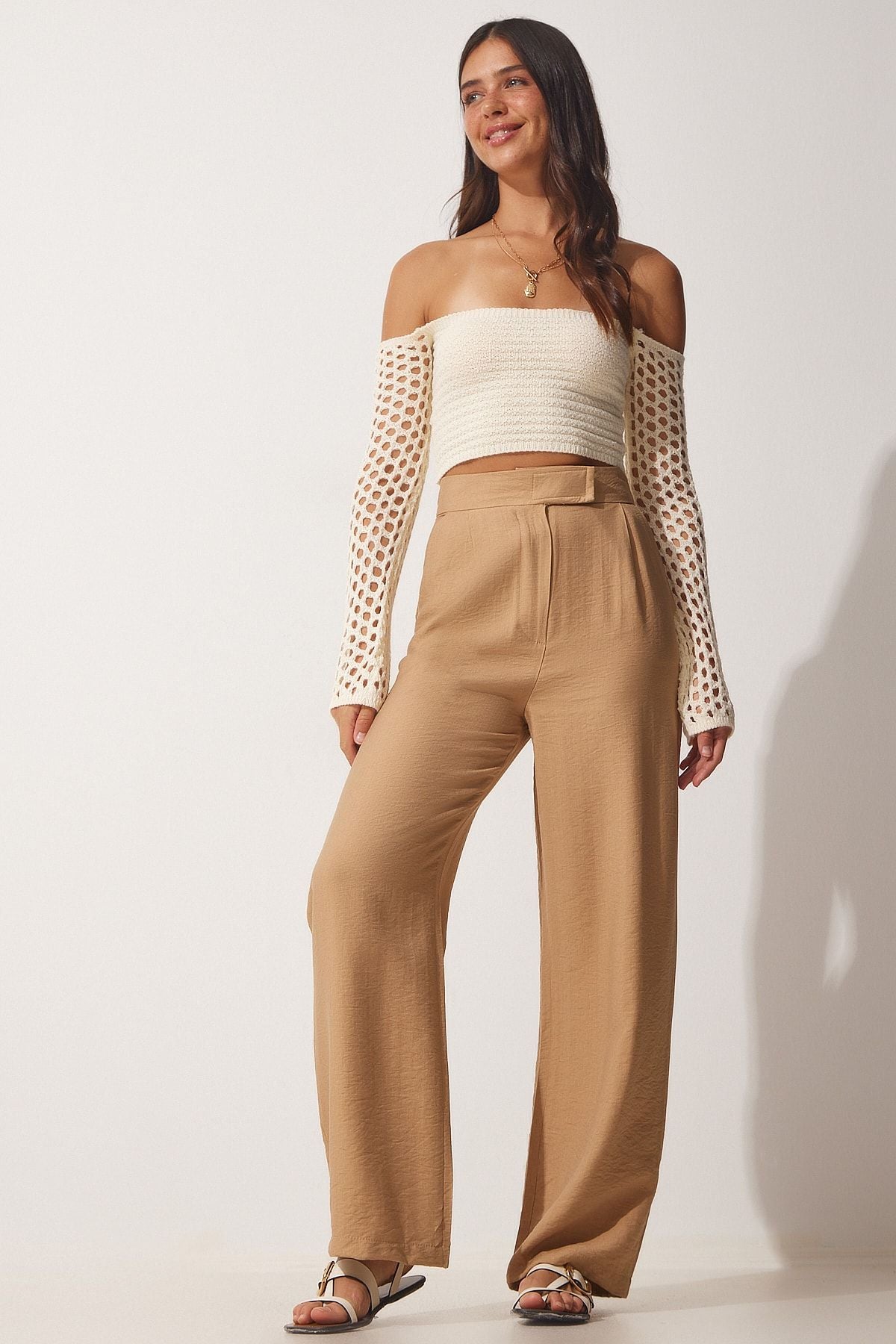 Female Biscuit Calcar Call Closed Cast Illuminated Pants BV00074