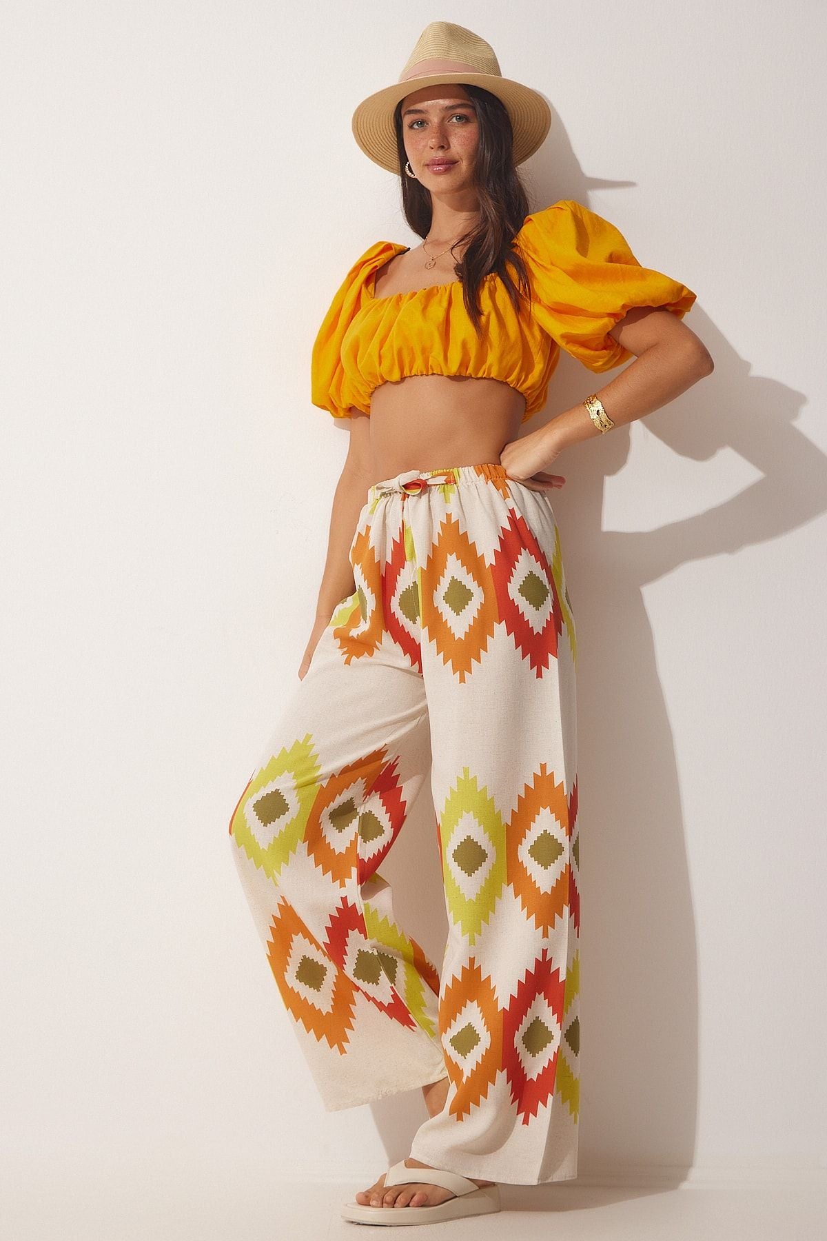Woman Yellow Cream Flower Linen Palazzo Pants BH00385