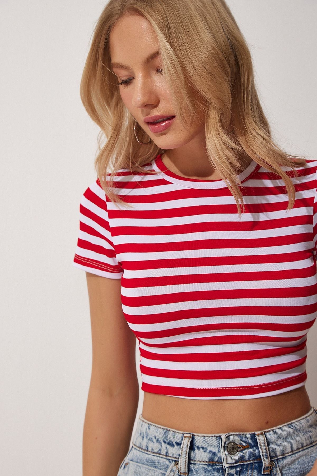 Woman Red White Striped Crop knitting T-shirt AA00038