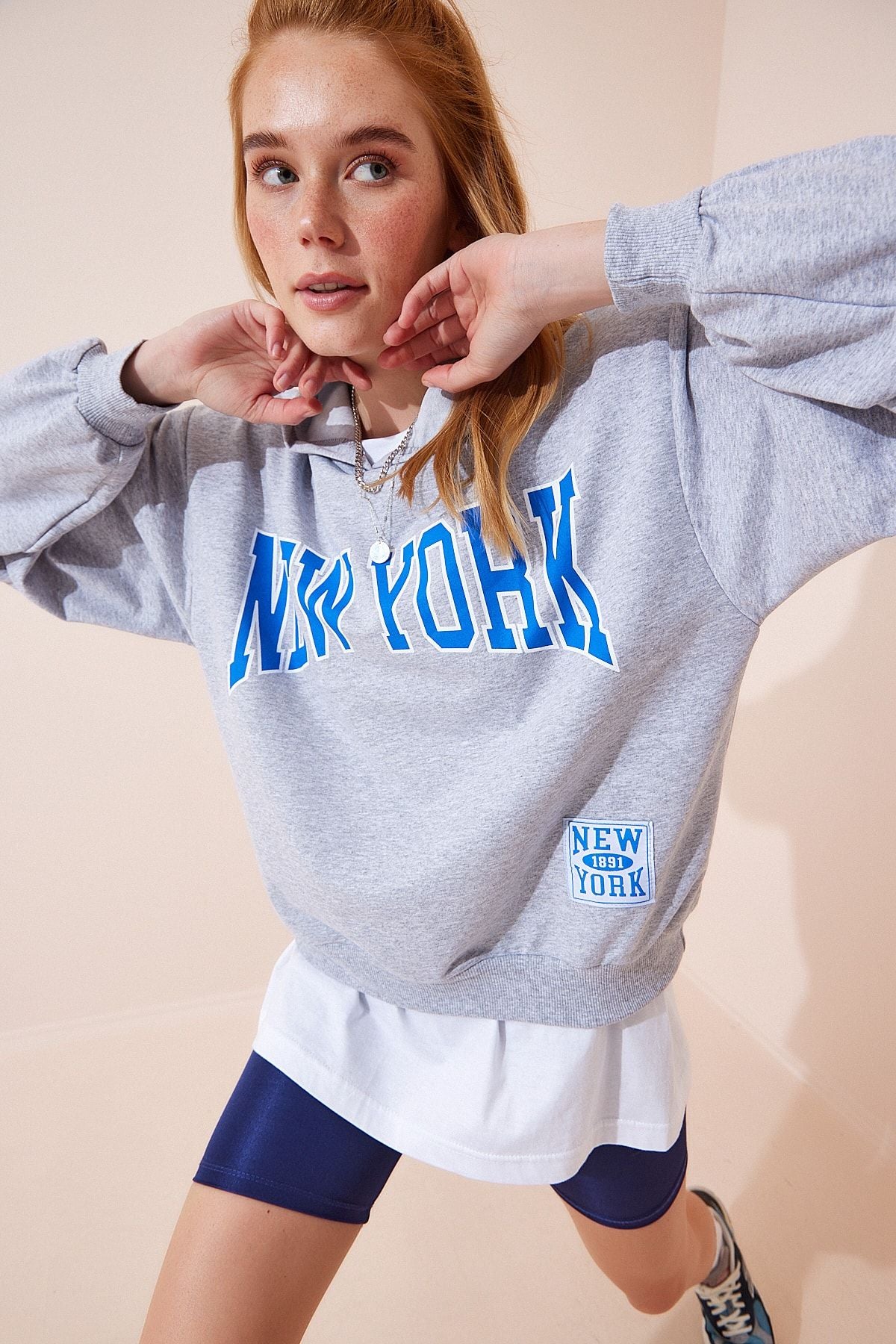 Women's Gray Melanj Hooded Printed Knitting Sweatshirt AP00177