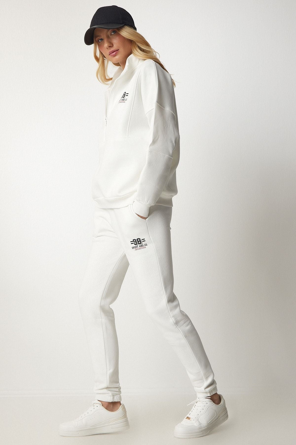 Women's white zipper collar knitting tracksuit team CR00416