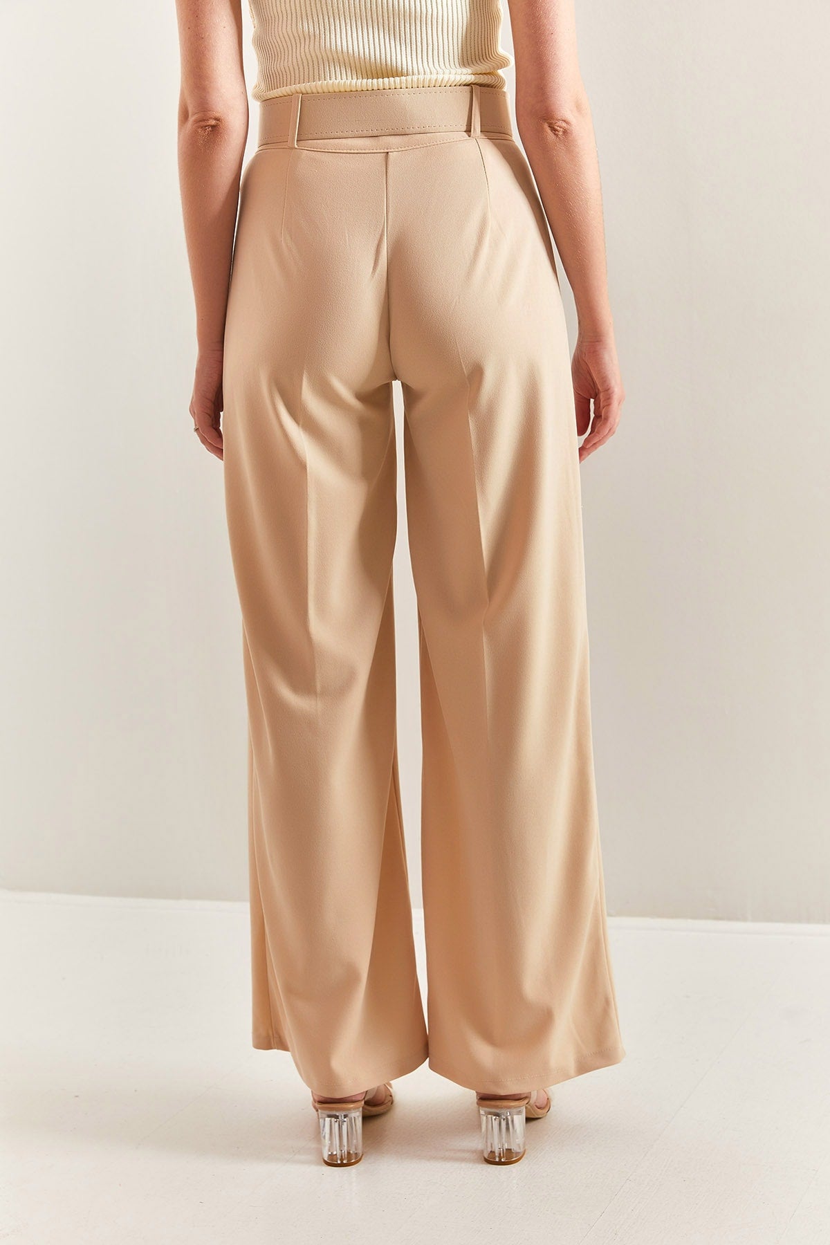 Women's Belted Wide Leg Trousers 40871032