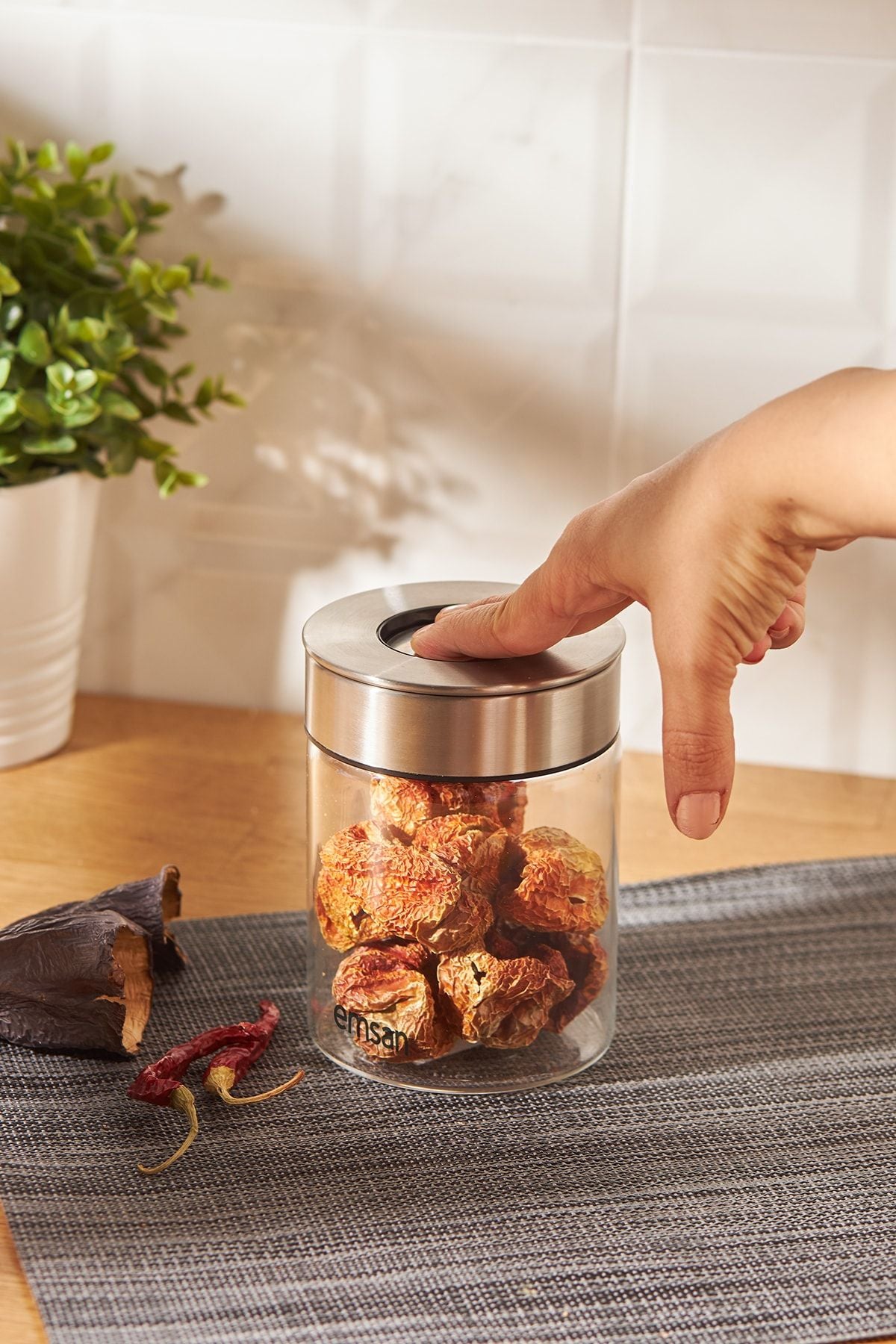 Modern storage jar 750 ml