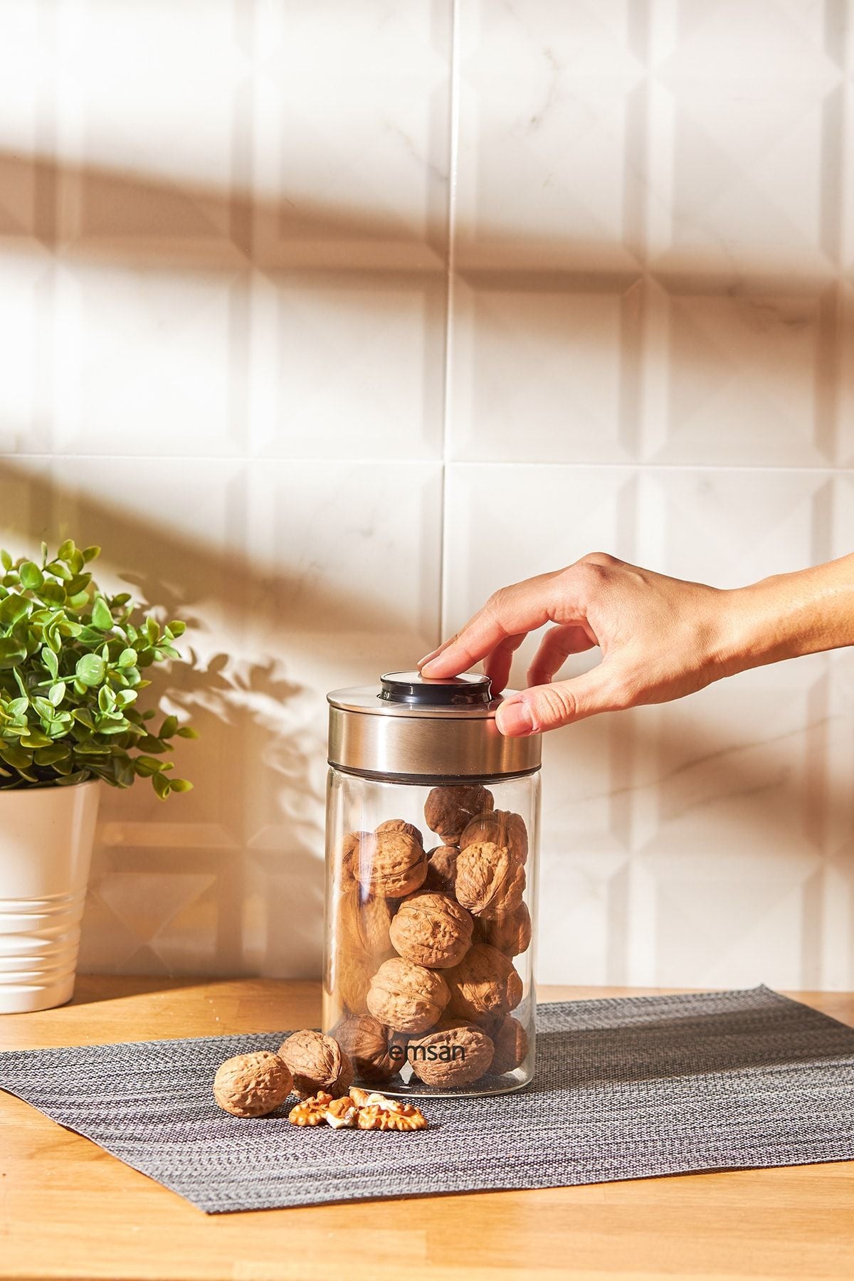 Modern storage jar 1000 ml