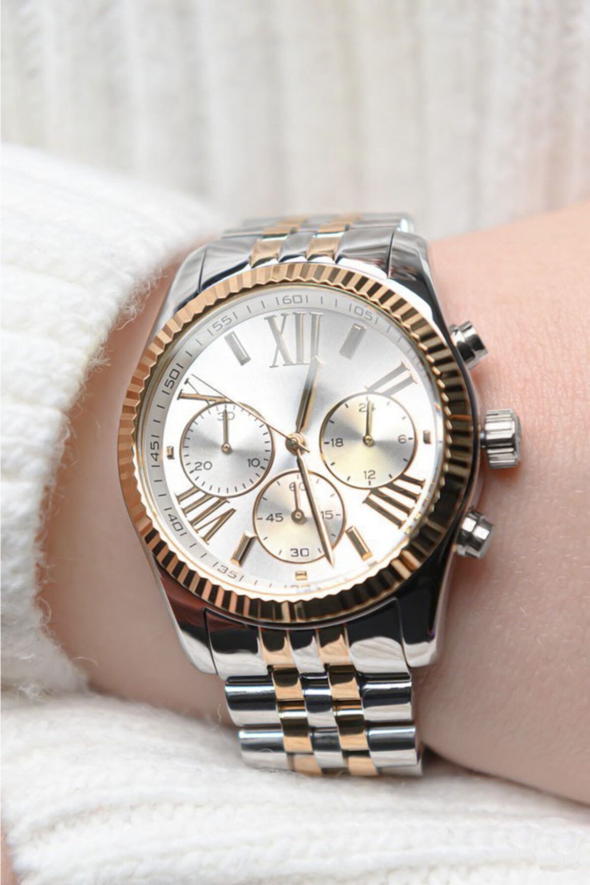 Women's Clock Limited Edition Women's Wristwatch