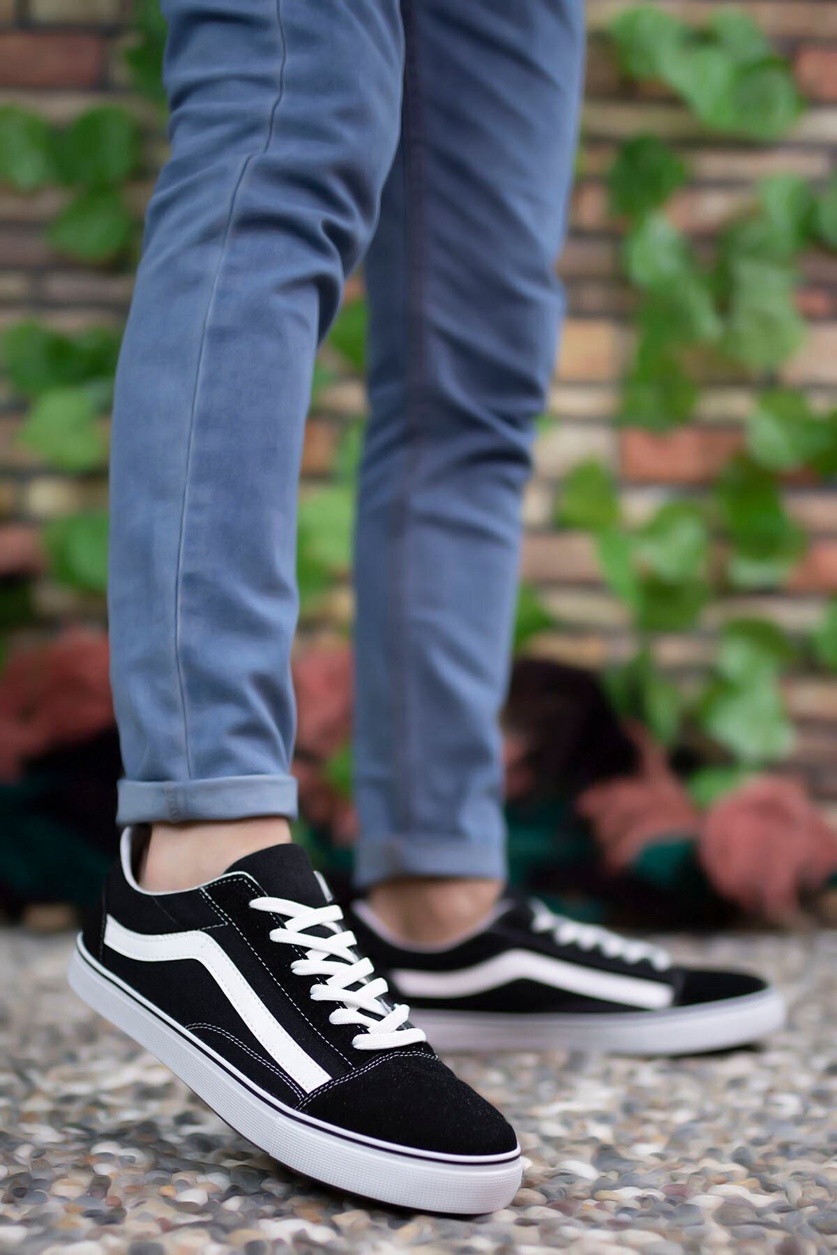 Unisex Black White Sneaker 0012151