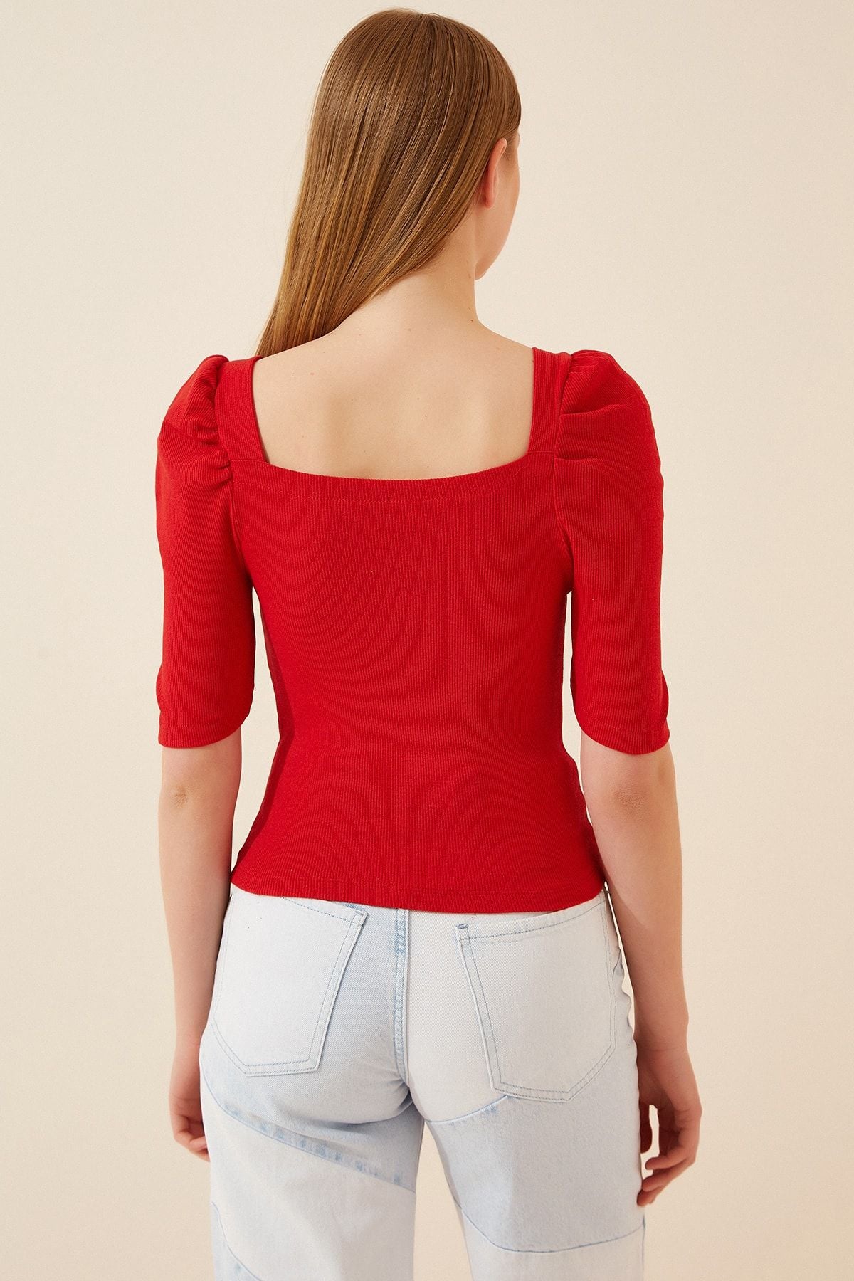 Woman Red Square Collar Crop Blouse GT00007